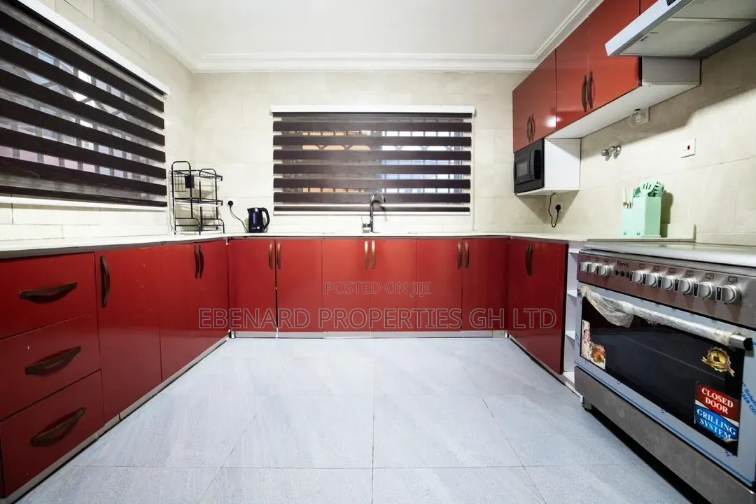 Furnished 6bdrm House in Ebenard Properties, A&C Mall Area for rent