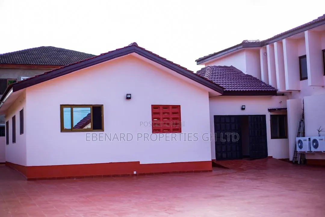 Furnished 6bdrm House in Ebenard Properties, A&C Mall Area for rent
