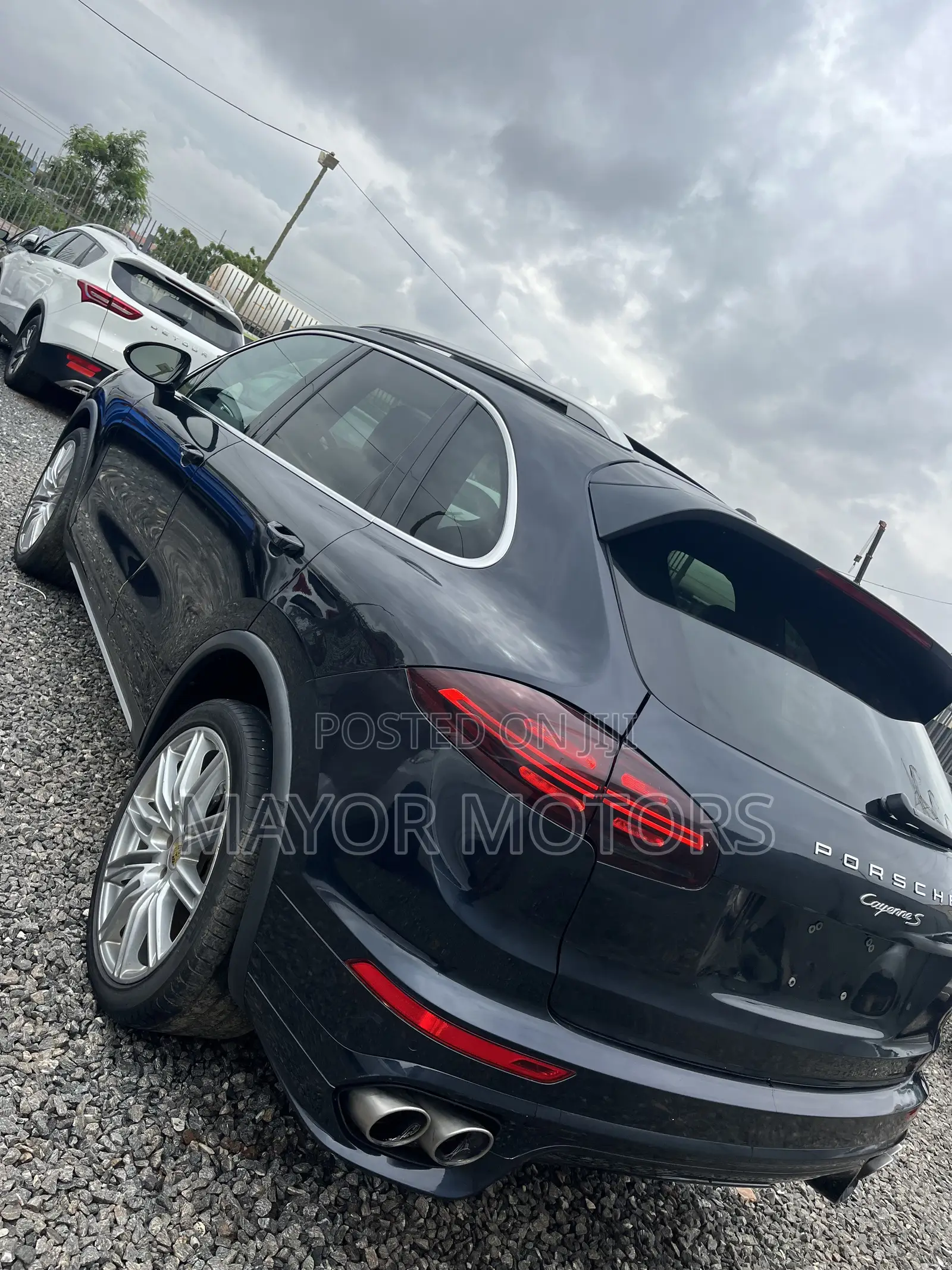 Porsche Cayenne Platinum Edition AWD 2018 Black