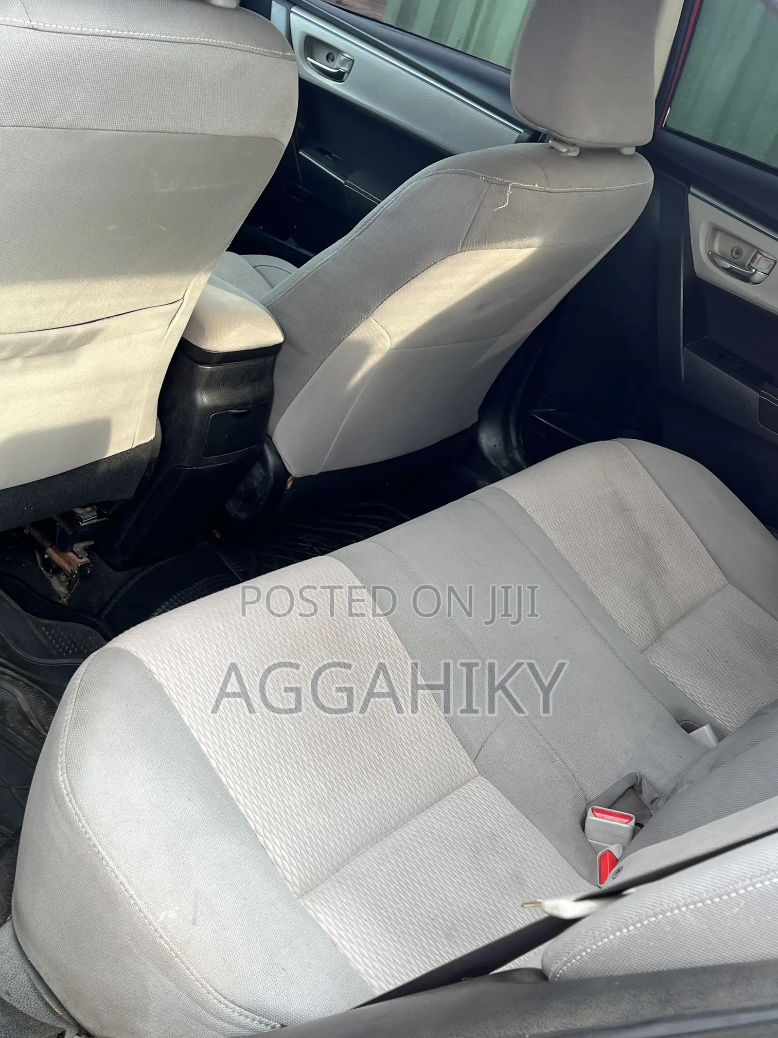 Toyota Corolla LE 4dr Sedan (1.8L 4cyl CVT) 2015 Red