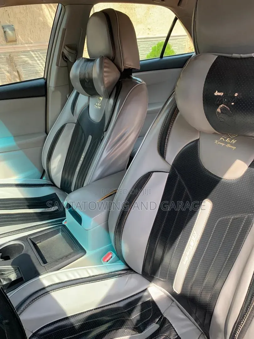 Toyota Camry 2016 Gray