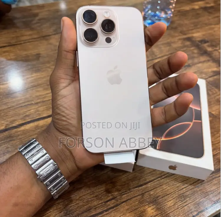 New Apple iPhone 16 Pro Max 256 GB Gold