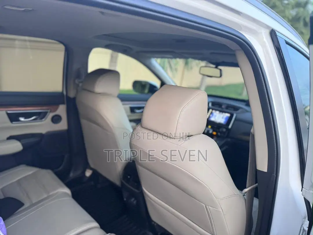 Honda CR-V Touring AWD 2020 White
