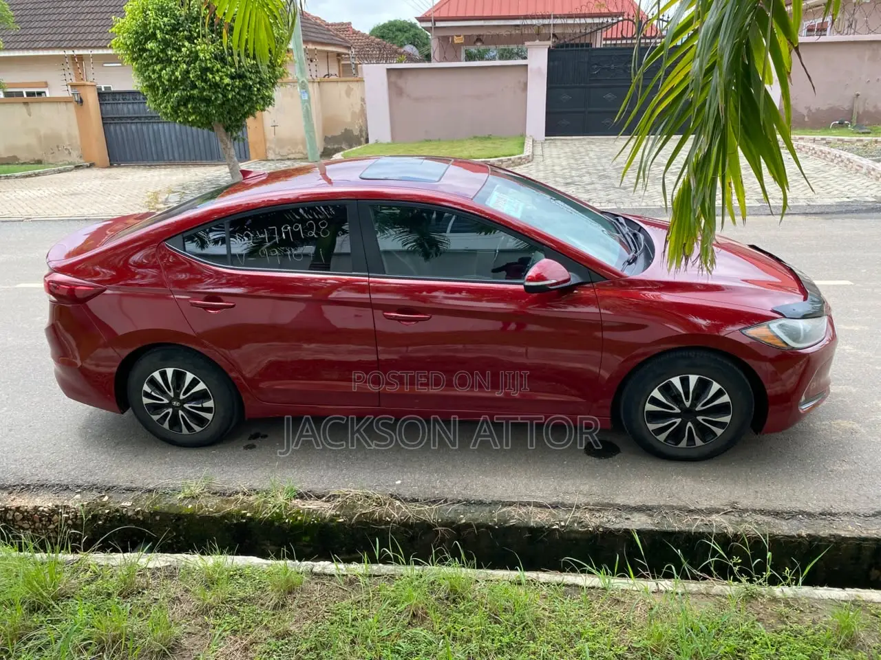 Hyundai Elantra 2018 Red