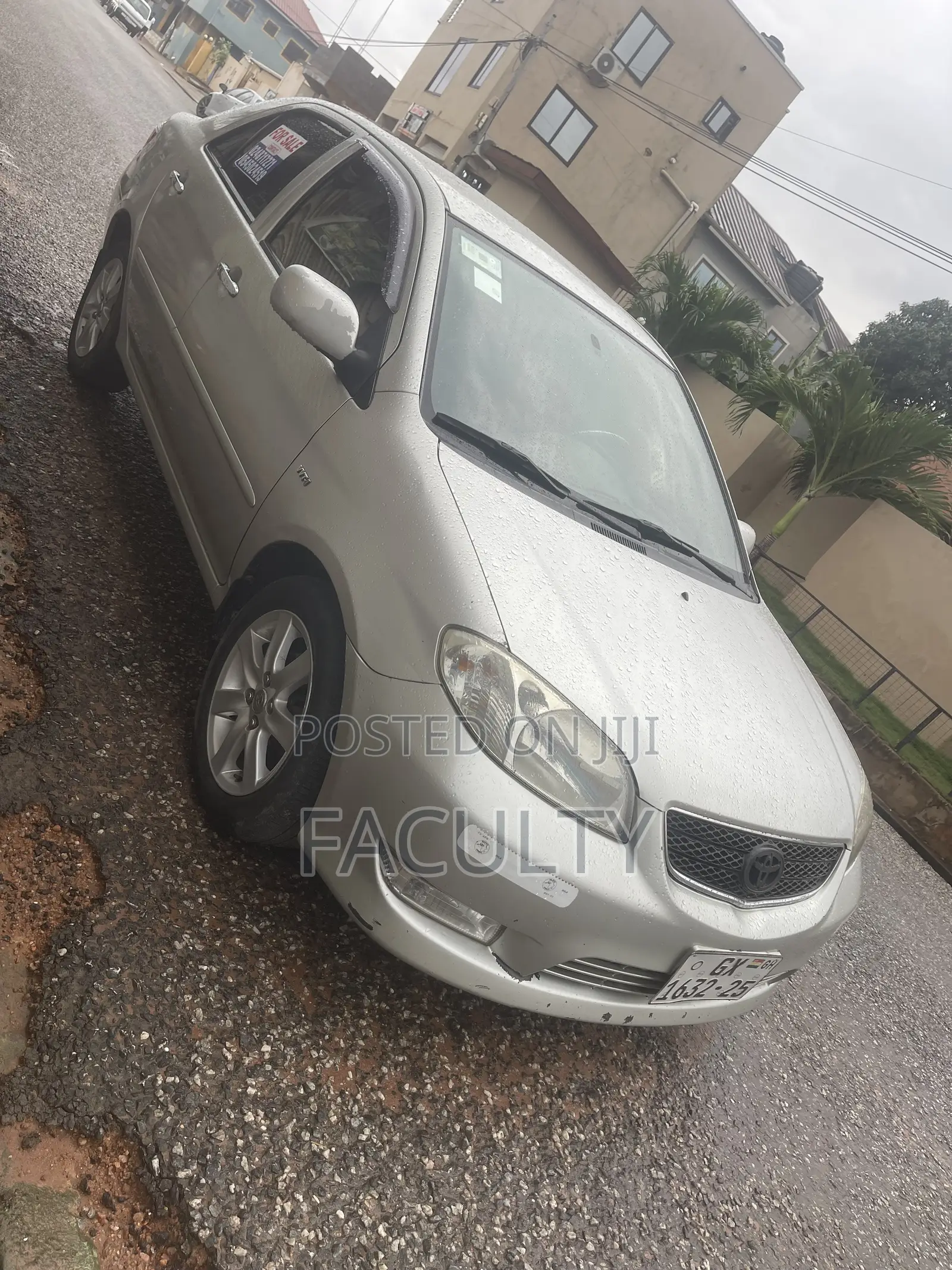 Toyota Vios 2010 Silver
