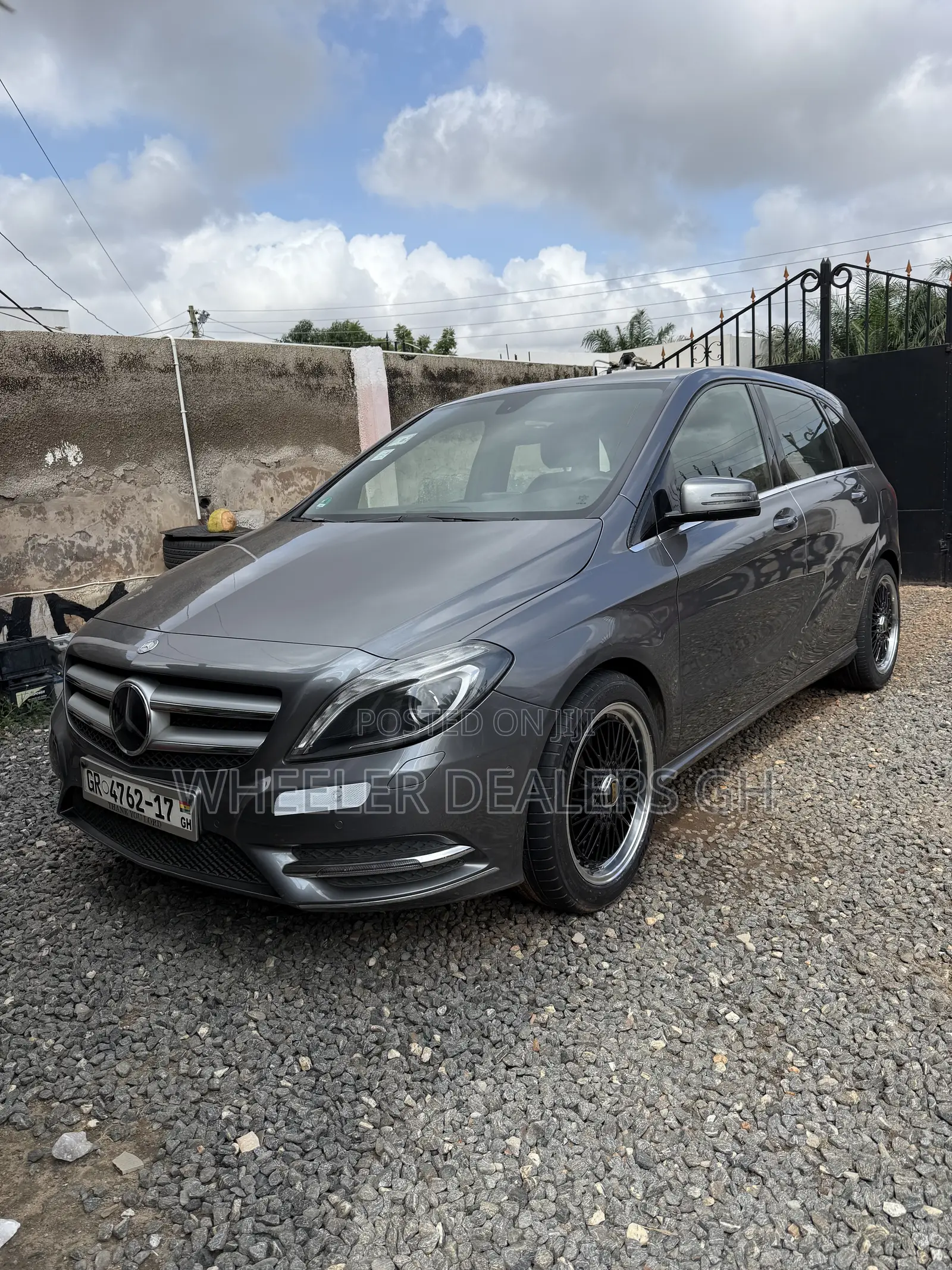 Mercedes-Benz B-Class B180 Petrol 2012 Gray