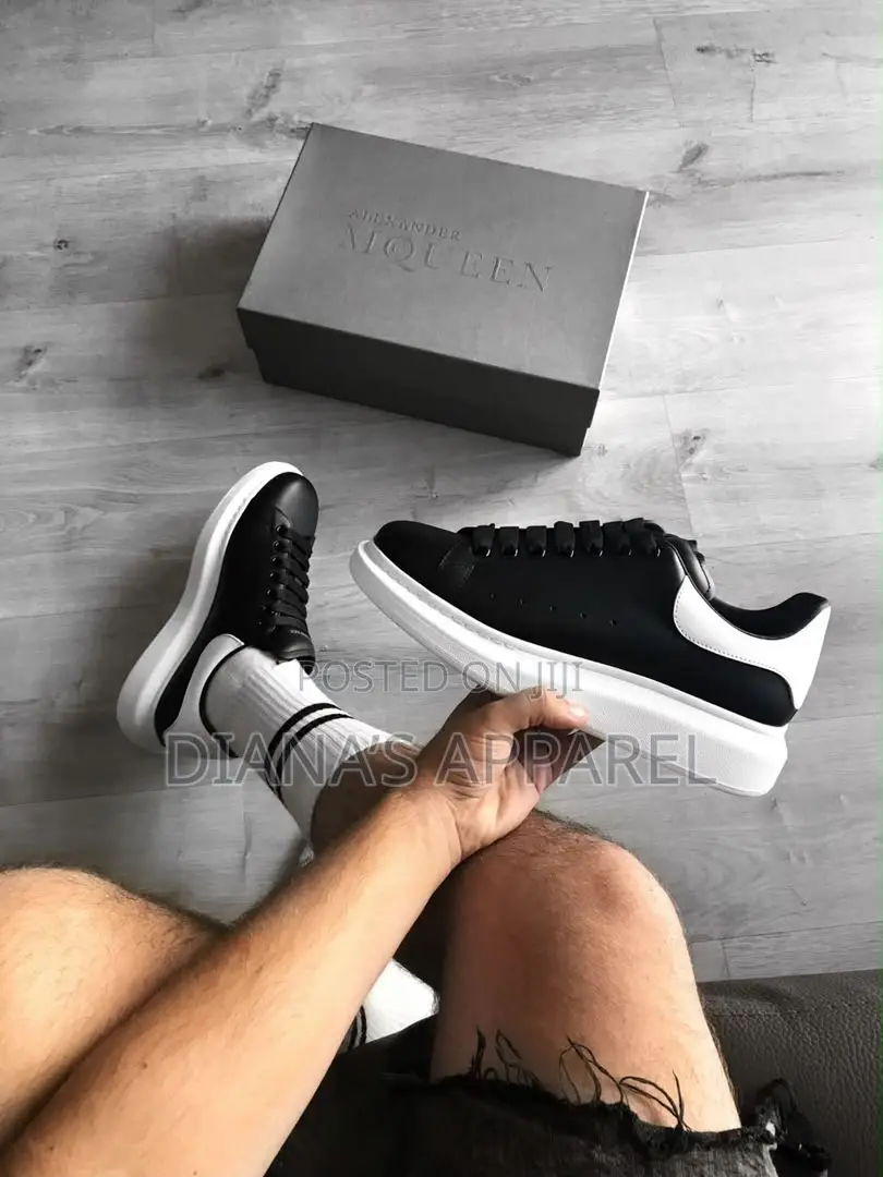 Alexander McQueen Oversized