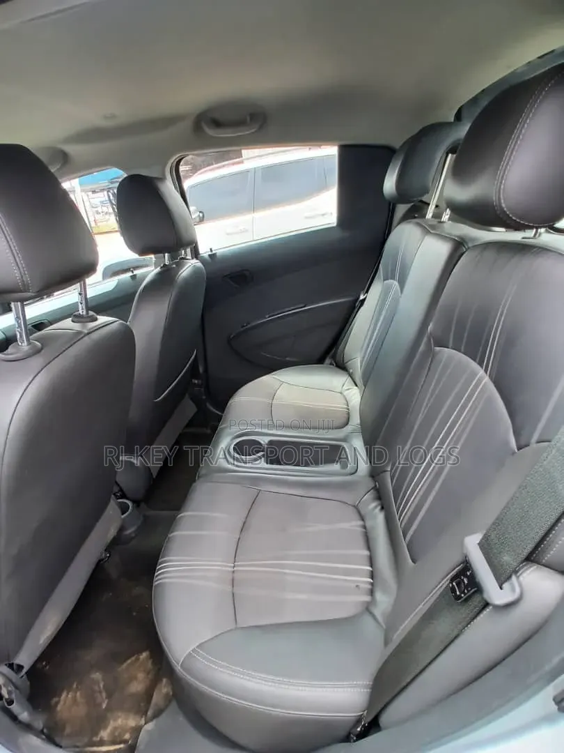 Chevrolet Spark 2015 Silver