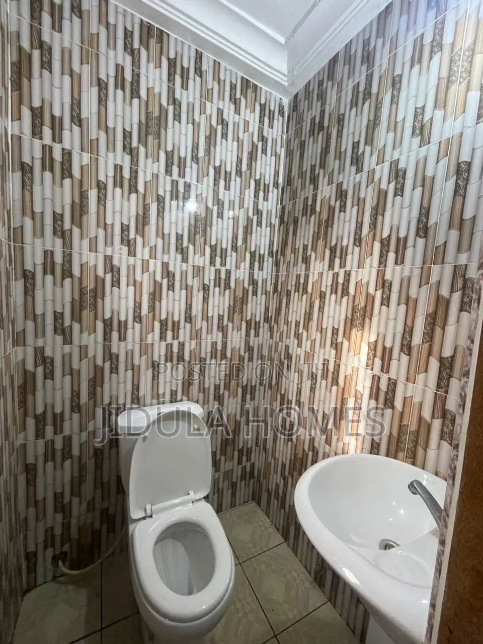 1bdrm Apartment in Adenta Pantang, Sakora for rent