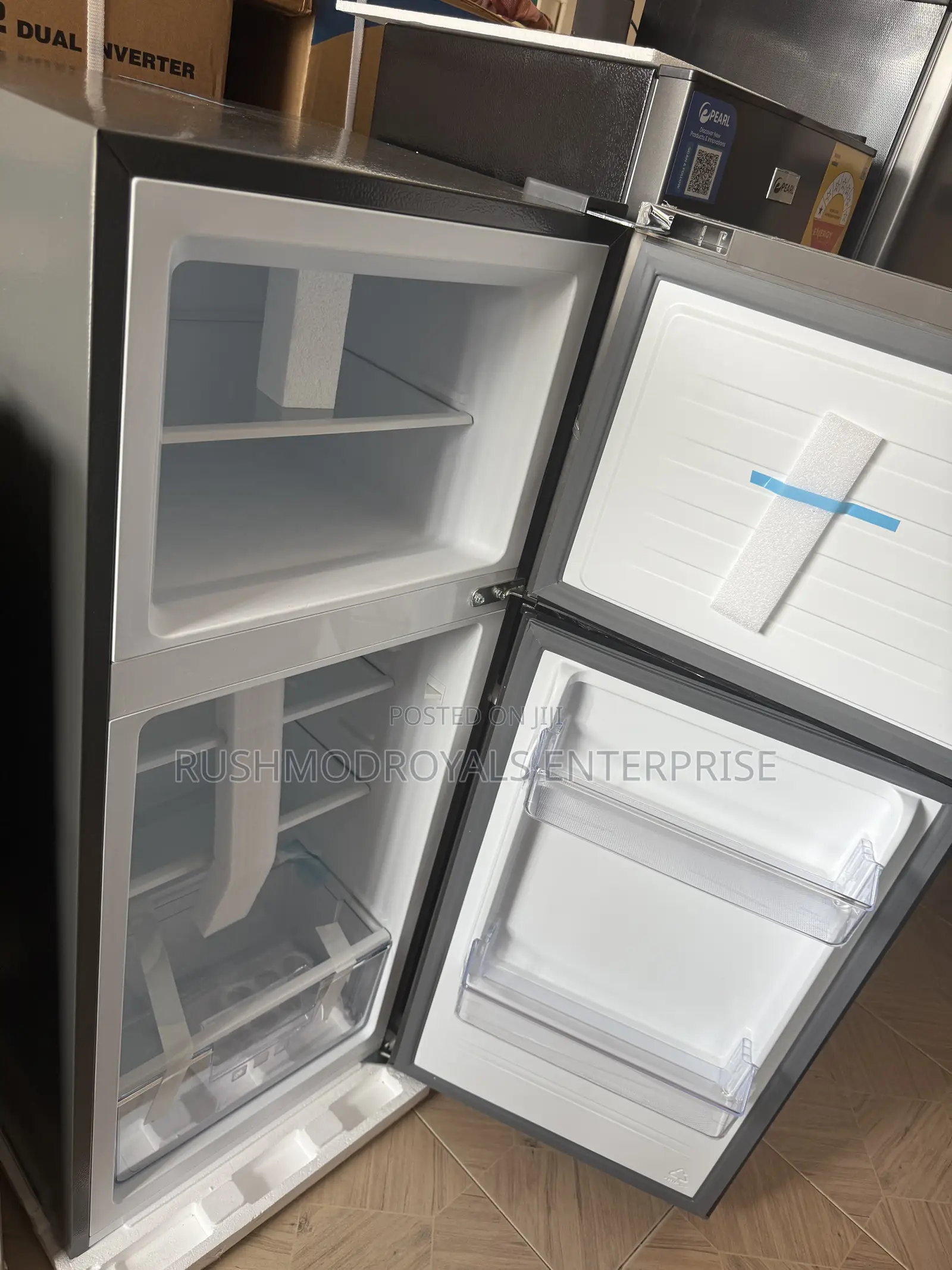 Sigma STDF-140 Double Door Top Freezer Refrigerator 118liters