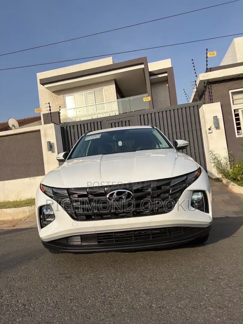 Hyundai Tucson 2022 White