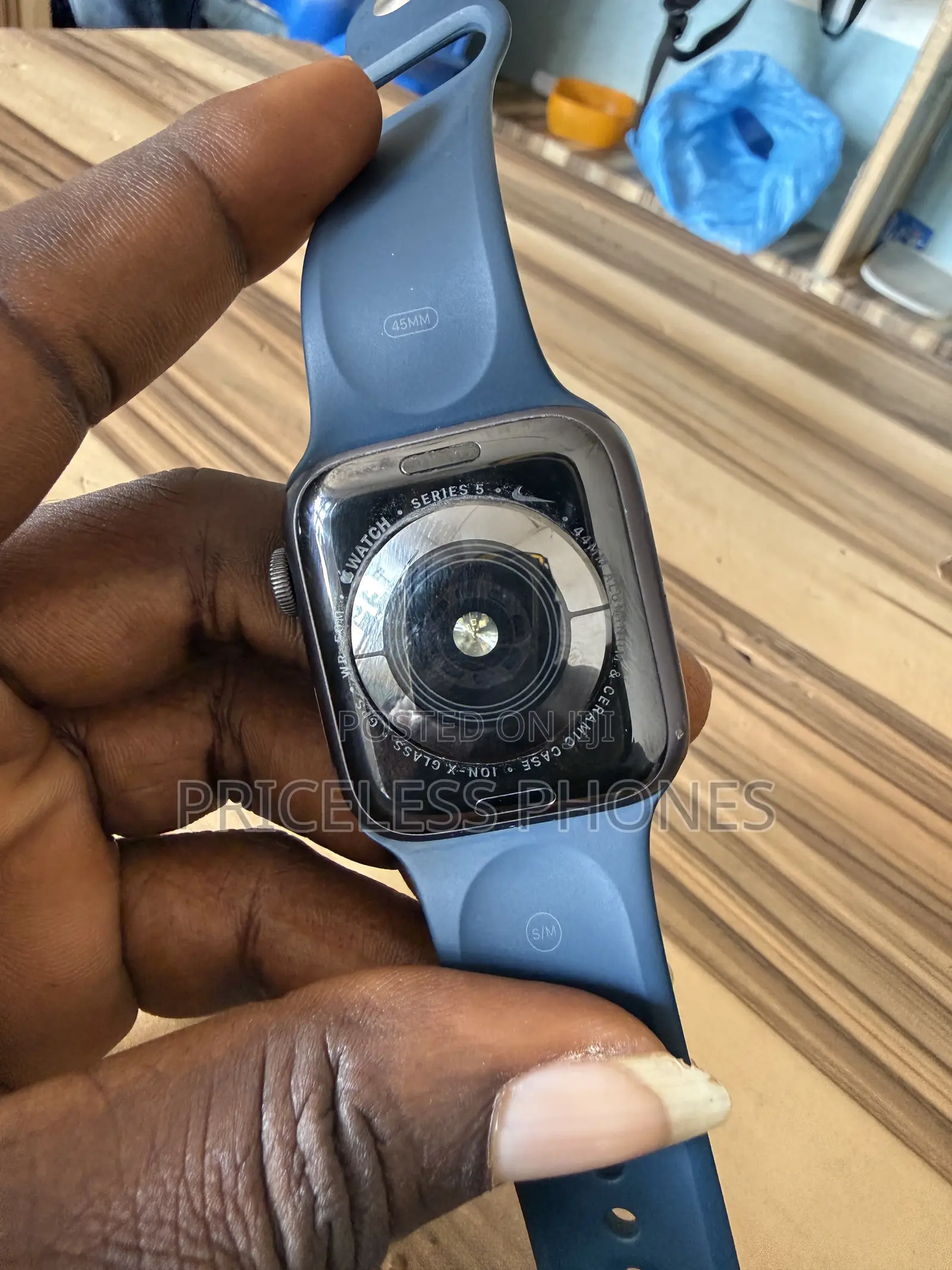 Apple Watch Series 5 44mm Nike Version