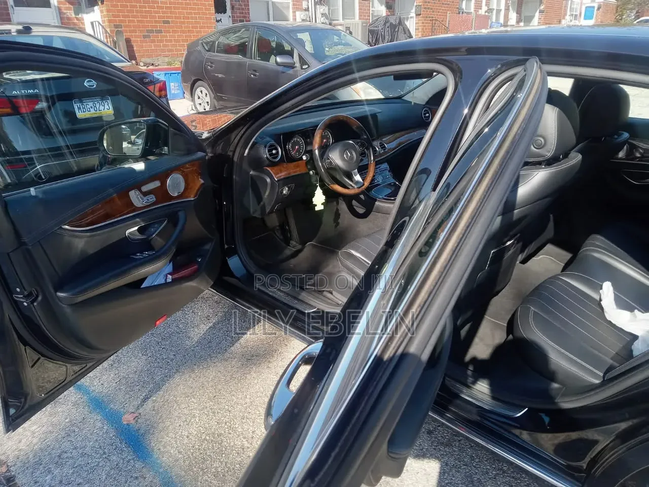 Mercedes-Benz E300 2017 Black