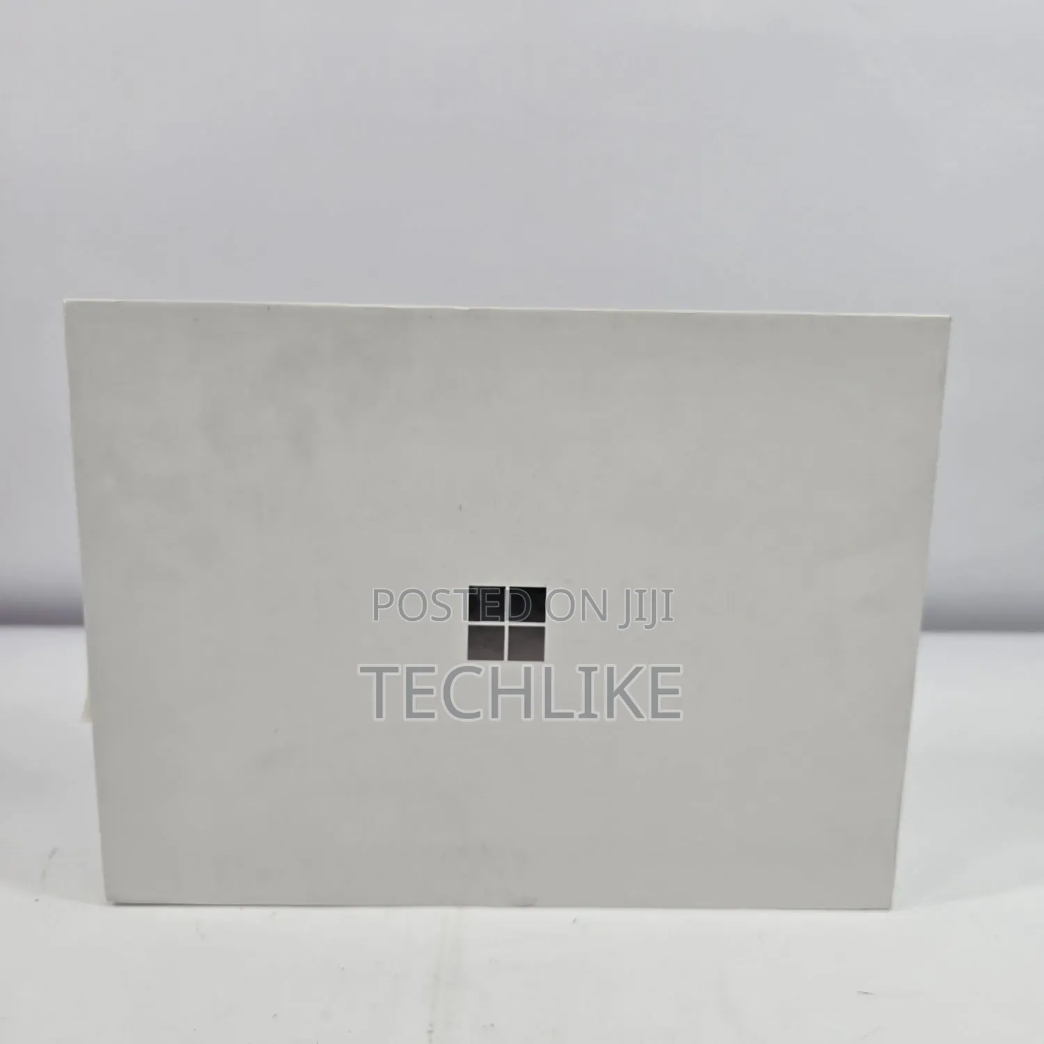 New Microsoft Surface Pro 11th Edition, a Copilot+ PC 16GB SSD 1T
