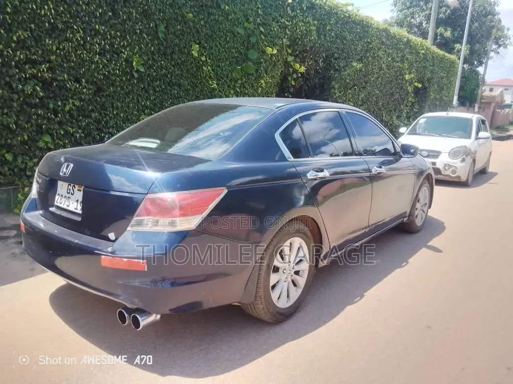 Honda Accord 2010 Blue