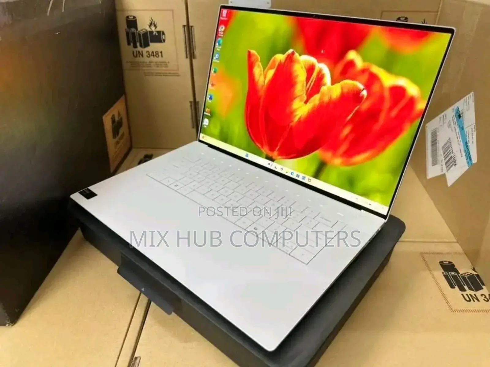 New Laptop Dell XPS 14 (L401X) 16GB Intel Core i7 SSD 1T