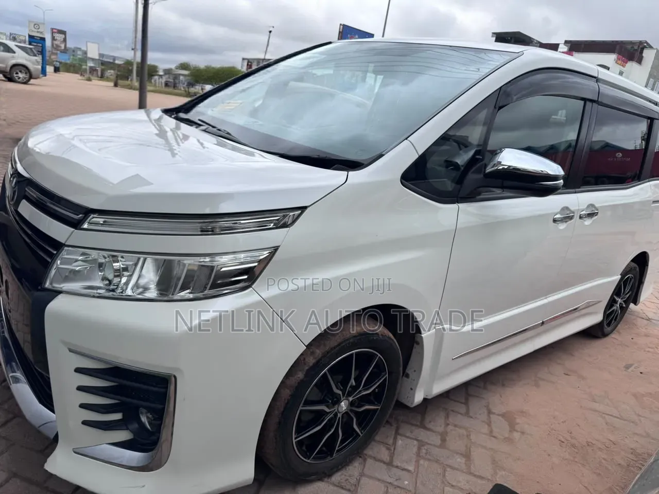 Toyota Voxy 2015 White