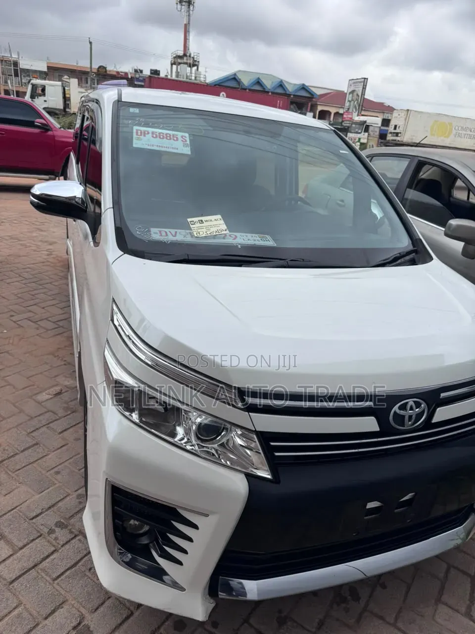 Toyota Voxy 2015 White