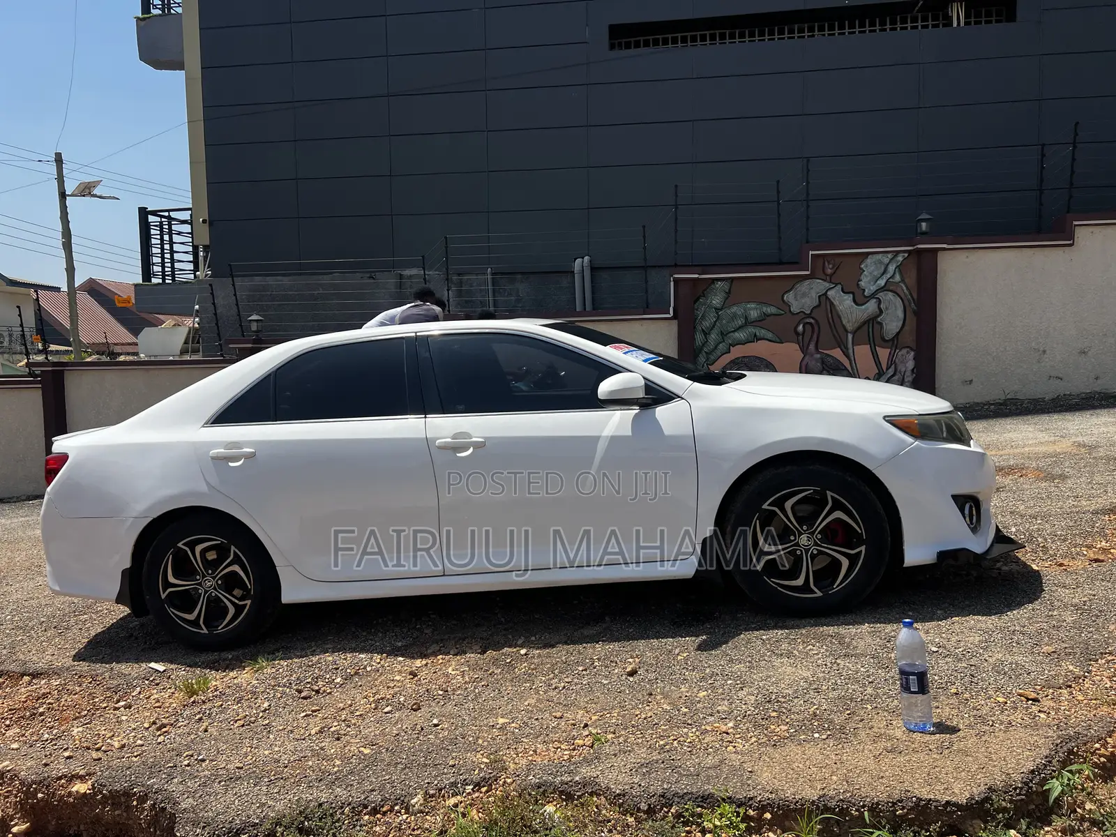 Toyota Camry SE 4dr Sedan (2.5L 4cyl 6A) 2012 White