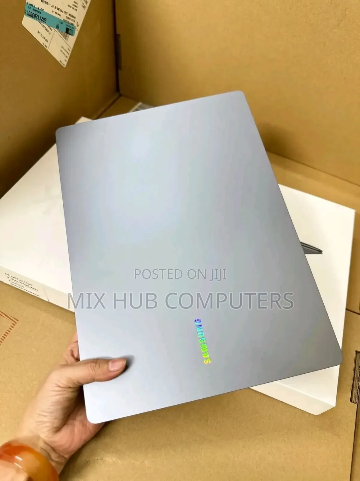 New Laptop Samsung Galaxy Book4 Pro 16GB Intel Core i7 SSD 1T
