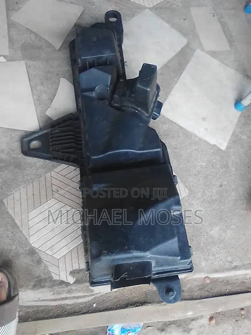 Mw F30 Airflow Meter Container