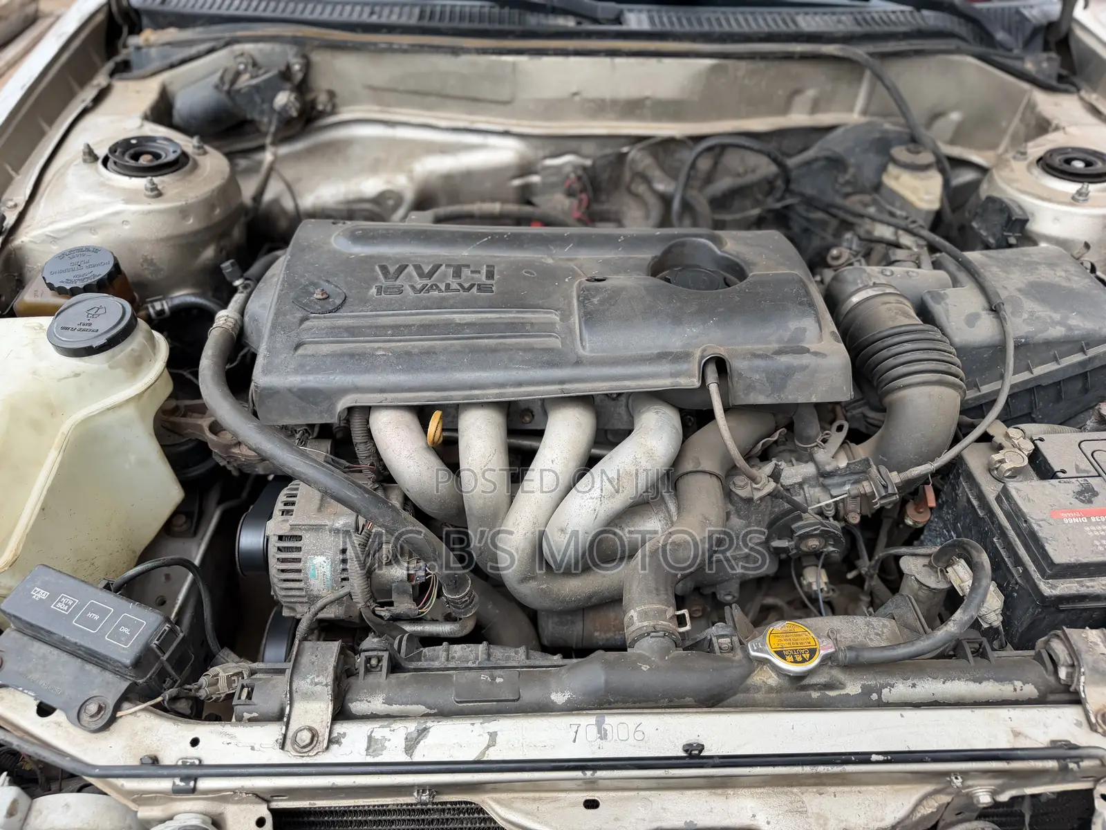 Toyota Corolla 2001 Gold