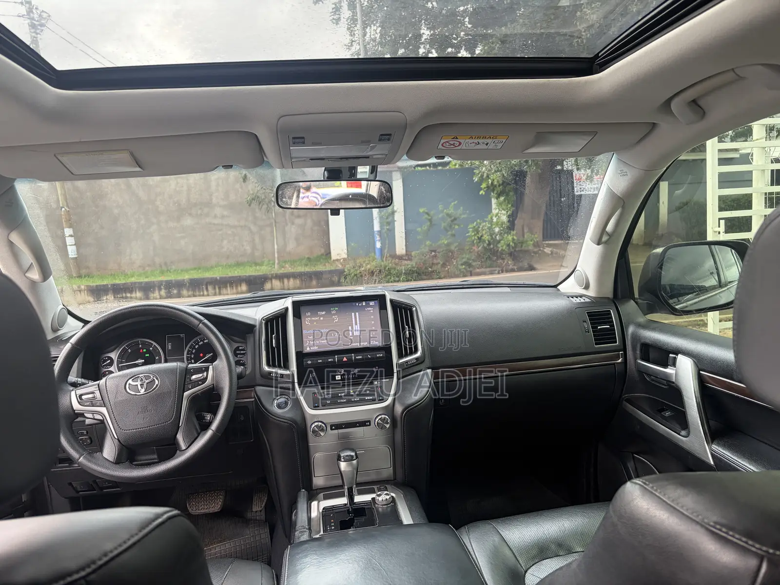 Toyota Land Cruiser 5.7 V8 VXR 2016 Gray