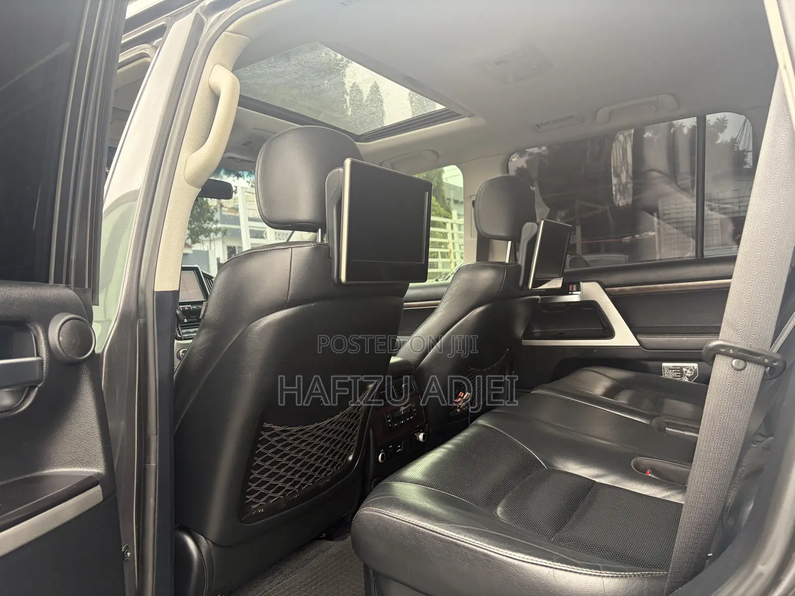 Toyota Land Cruiser 5.7 V8 VXR 2016 Gray