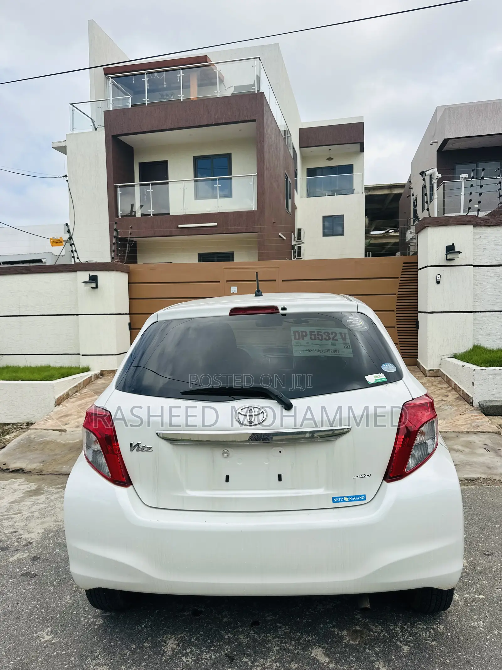 Toyota Vitz 1.5 FWD 3dr 2014 White
