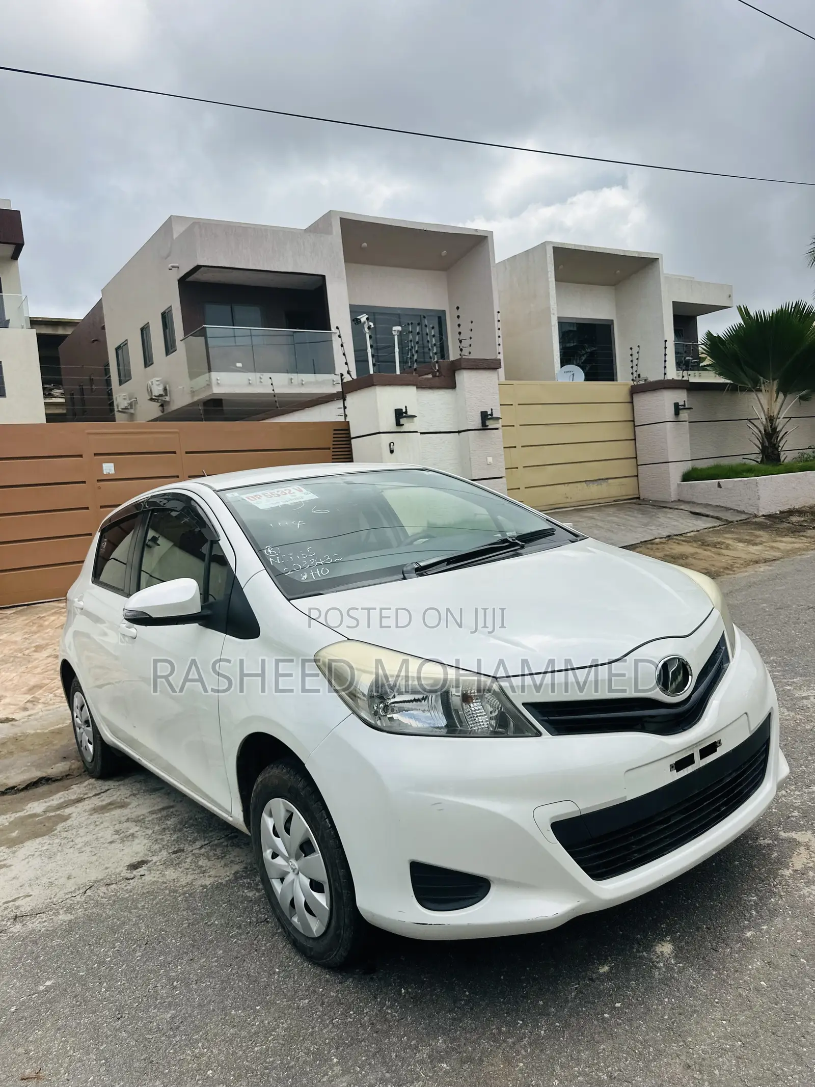 Toyota Vitz 1.5 FWD 3dr 2014 White