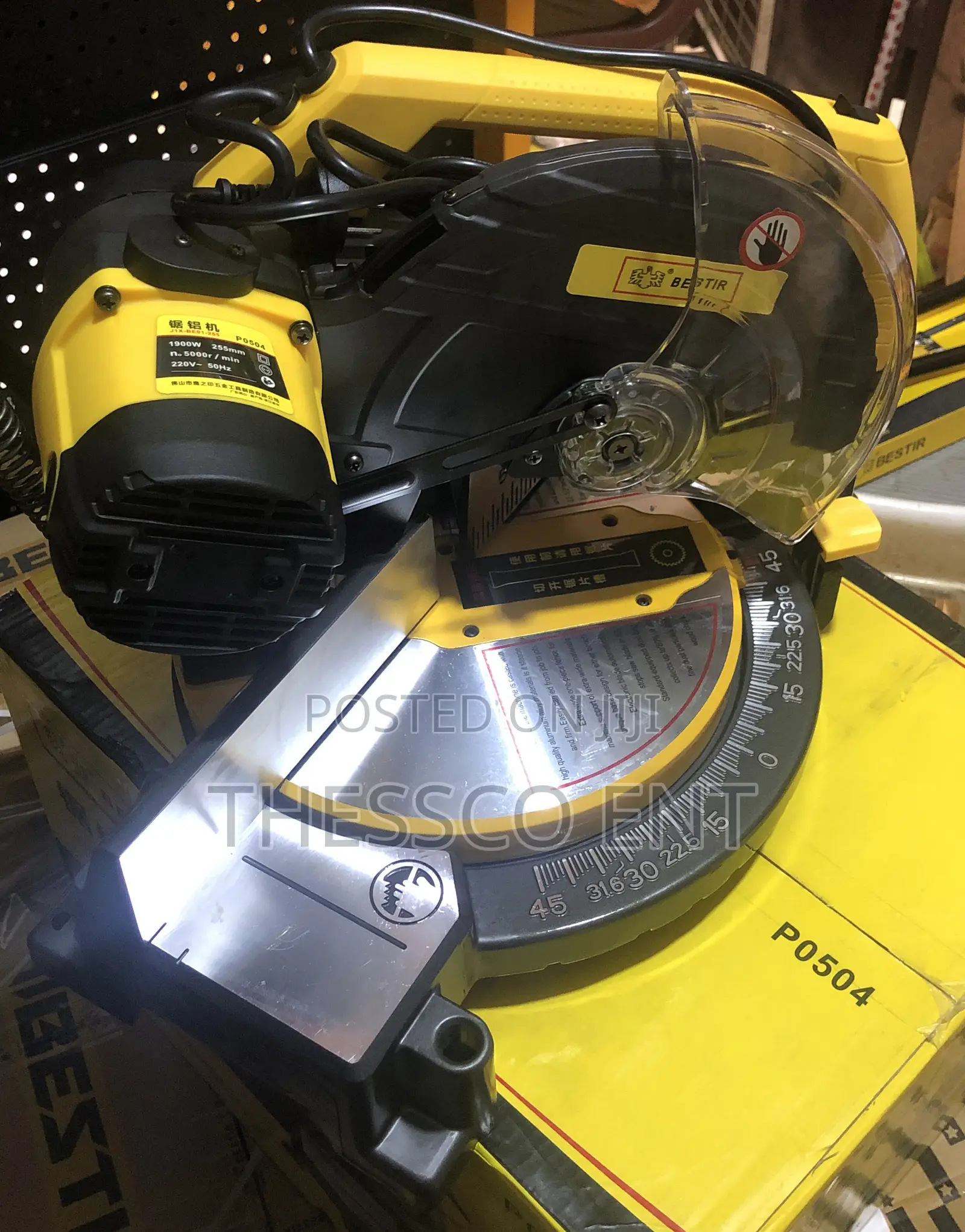Miter Saw 1900w Bestir