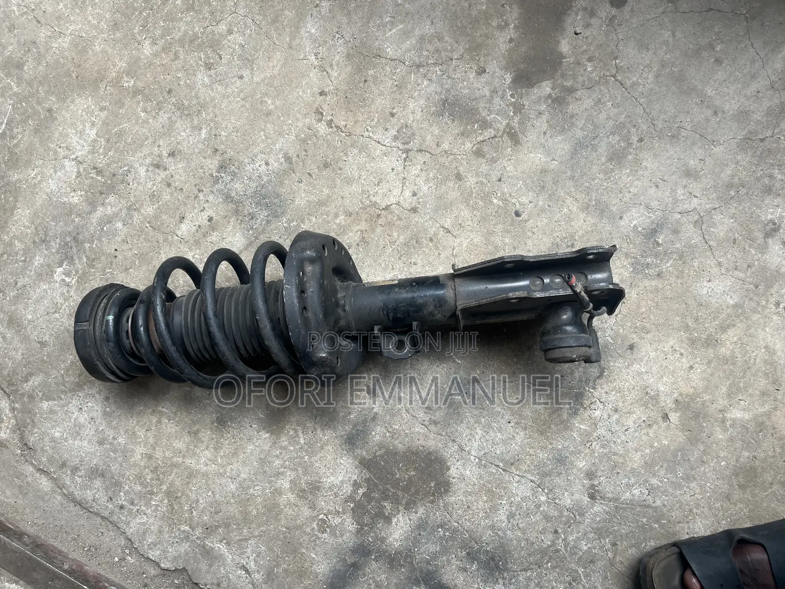 Buick Regal 2011-2013 Front Shocks