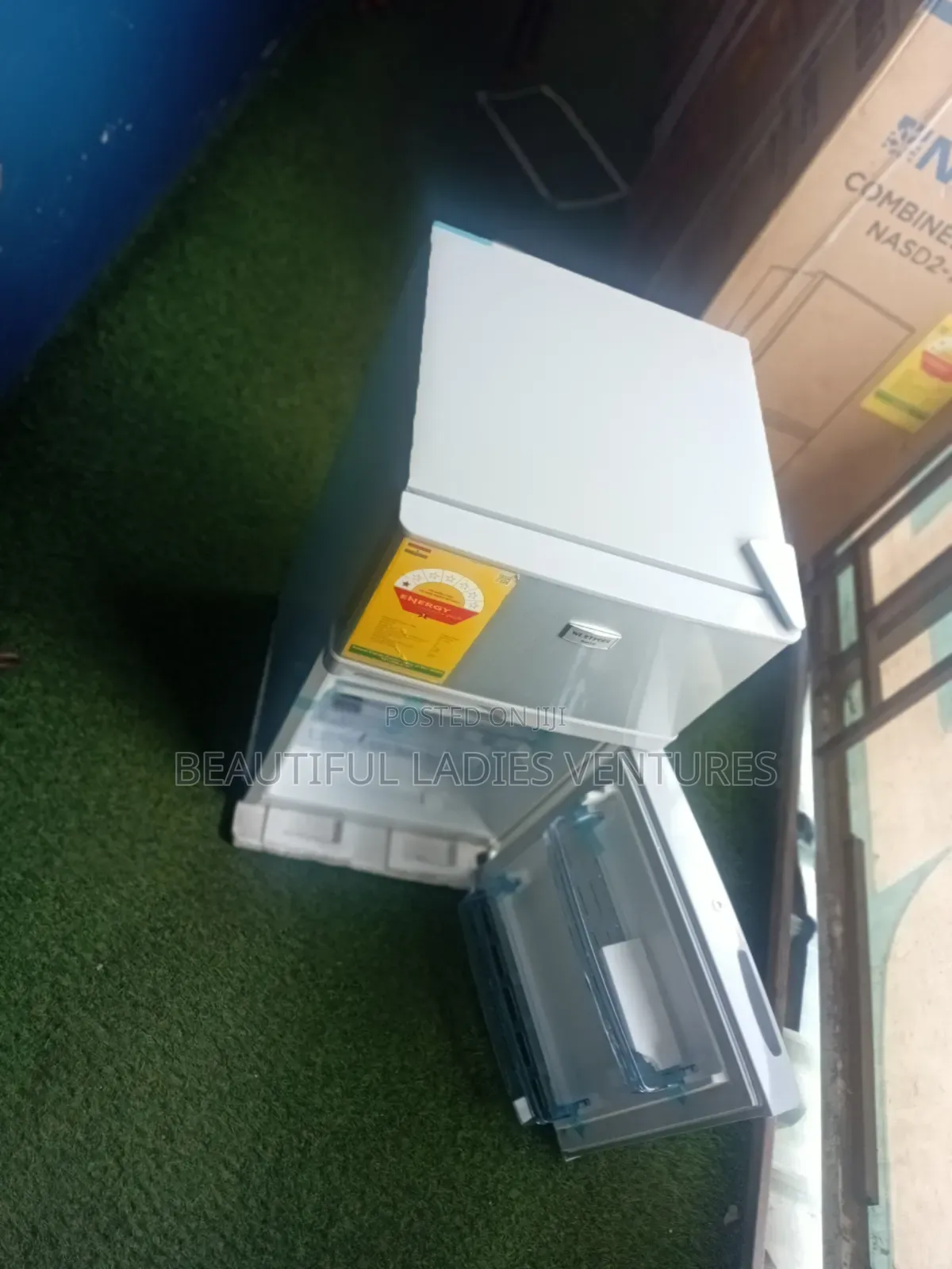 Westpool Frost Cooling Refrigerator