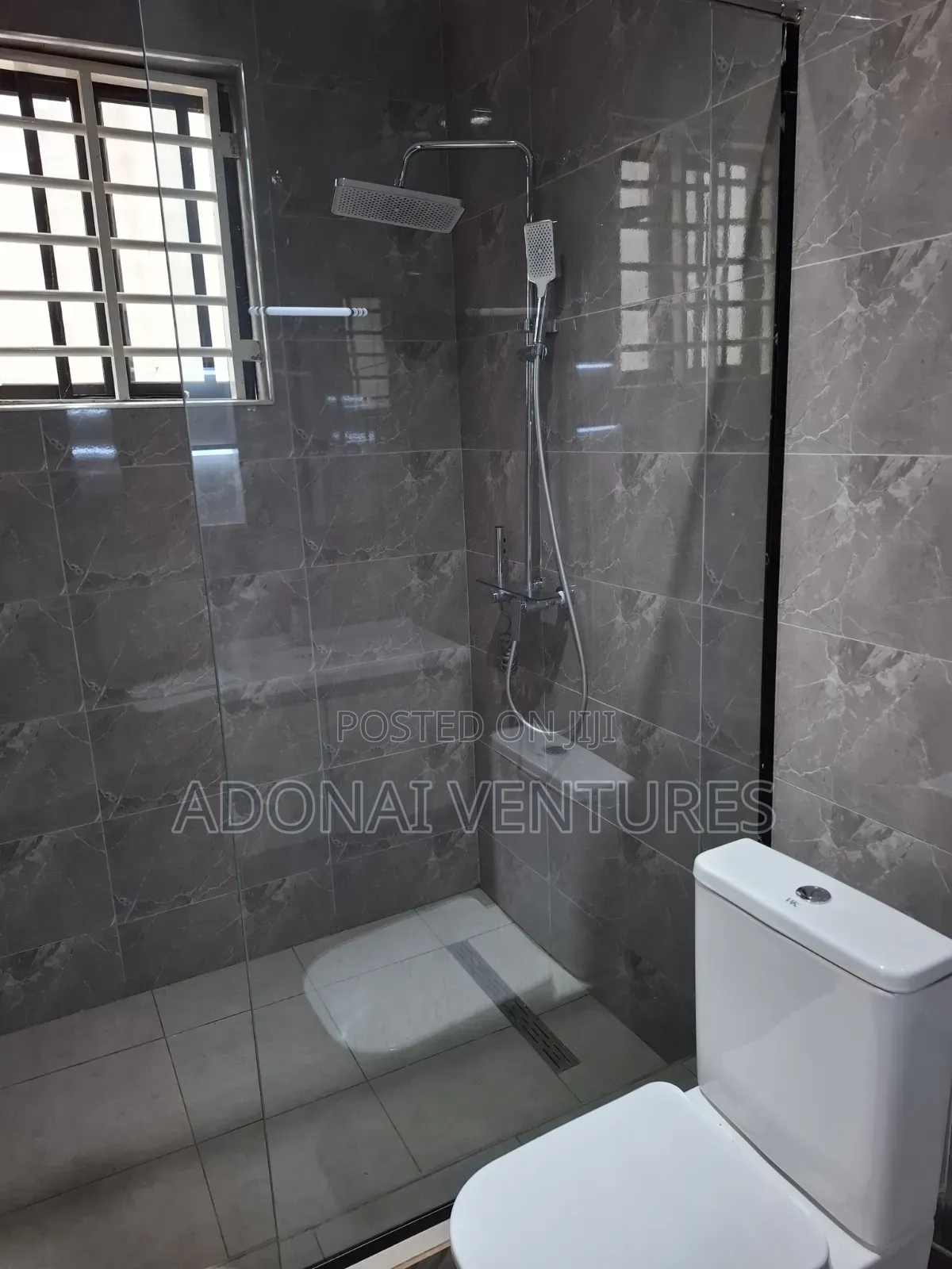 4bdrm House in Sokoban Kwamonma, Kumasi Metropolitan for sale