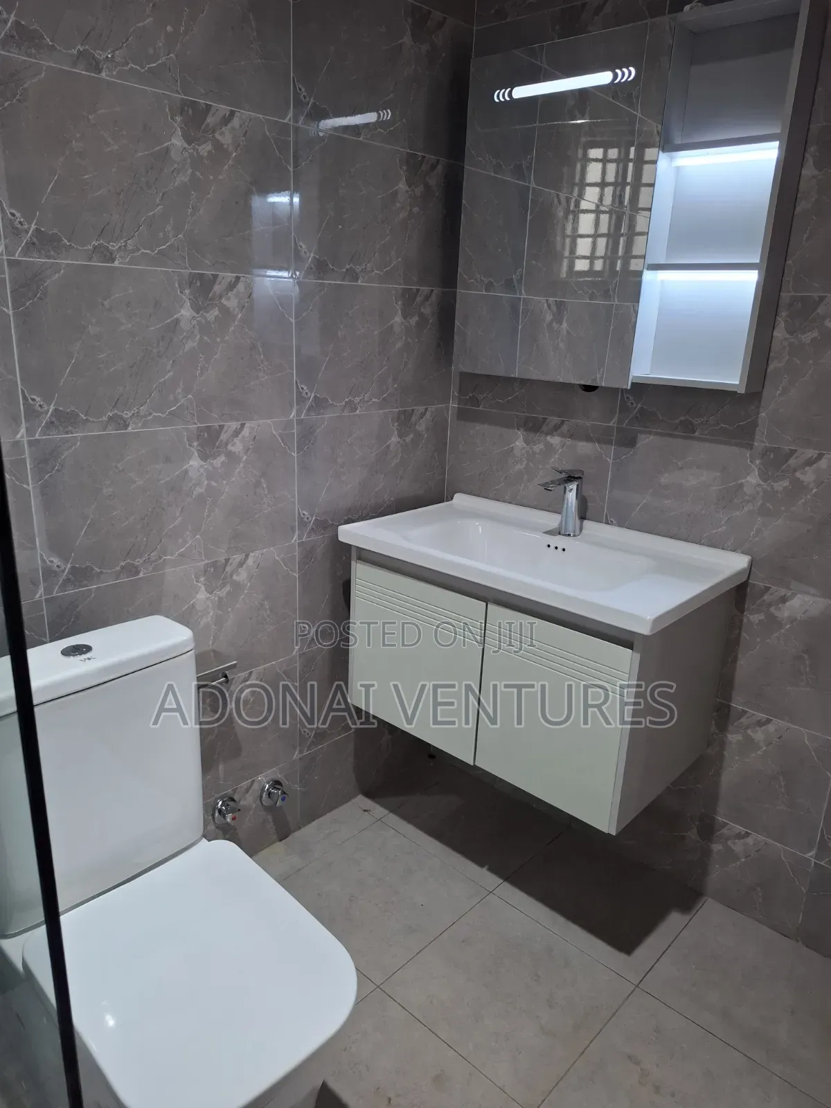 4bdrm House in Sokoban Kwamonma, Kumasi Metropolitan for sale