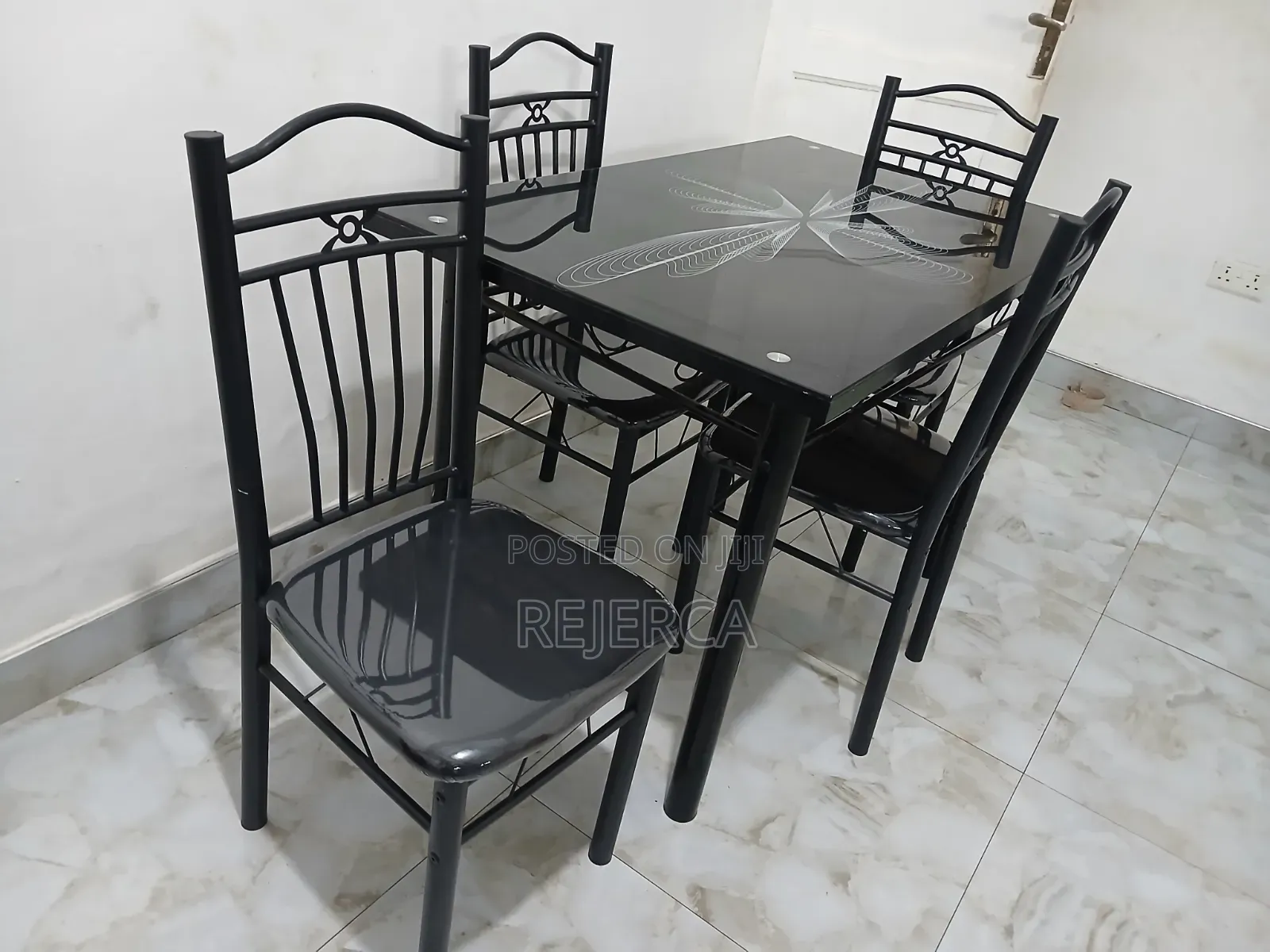 Affordable Dinning Set