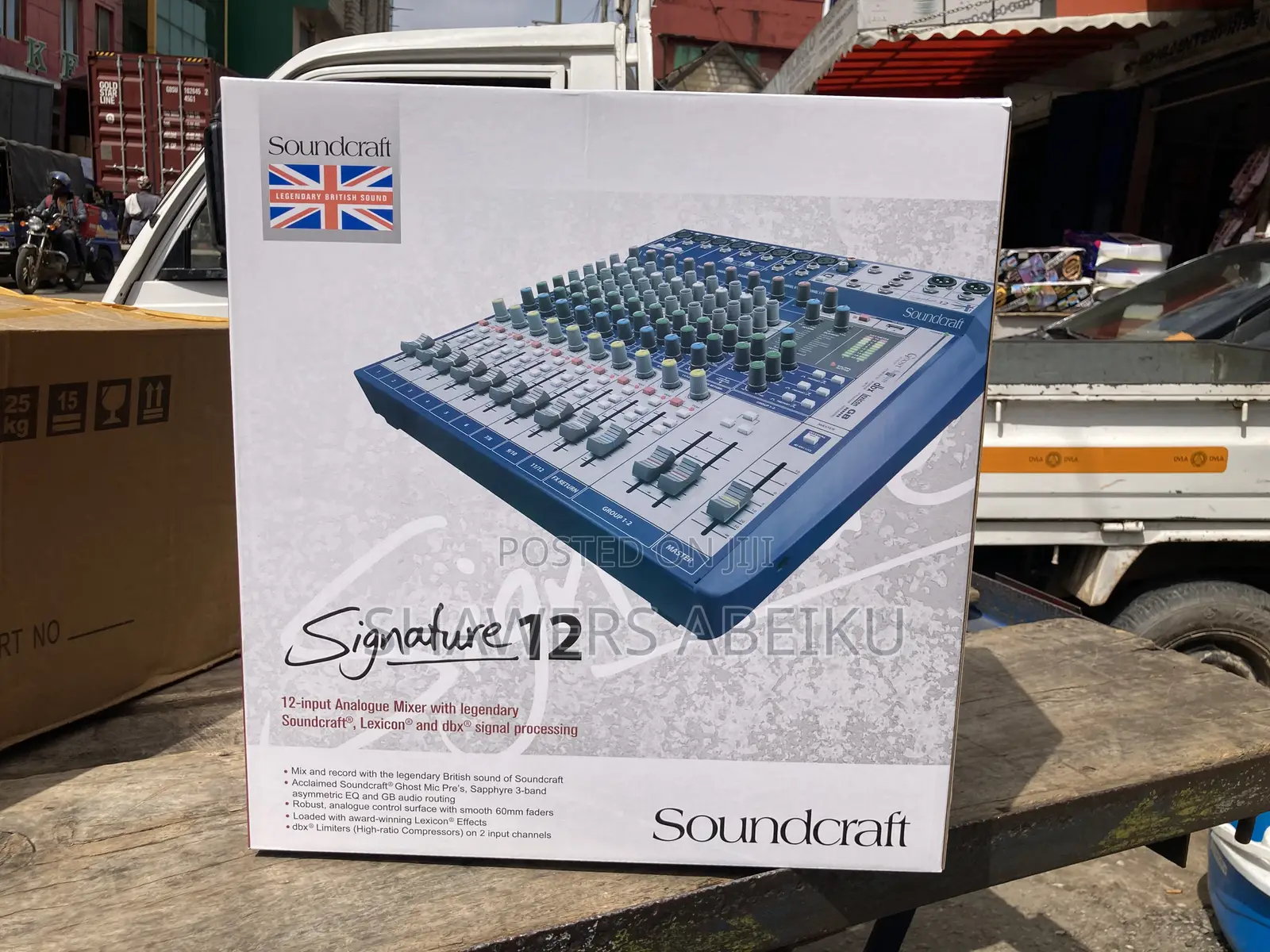 Soundcraft Signature 12