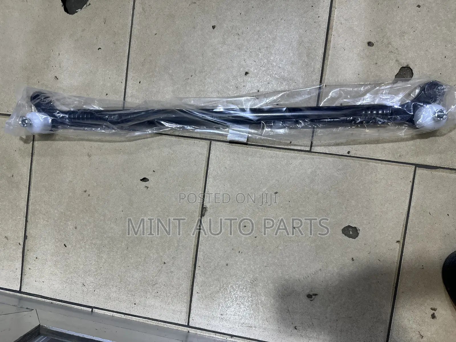 Nissan Hardbody 4x4 Steering Center Rod Bar