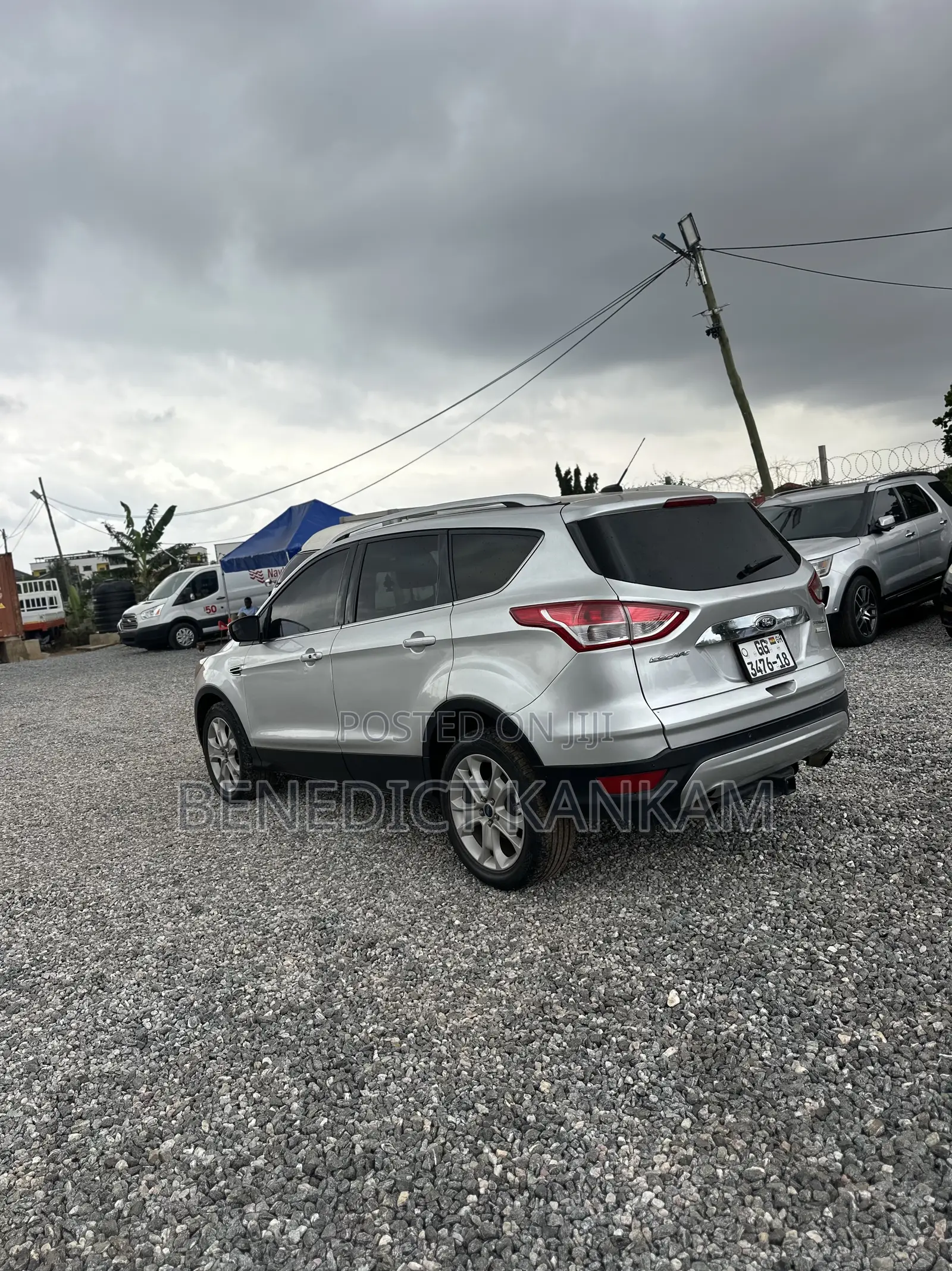 Ford Escape Titanium 4dr SUV AWD (1.6L 4cyl Turbo 6A) 2015 Gray