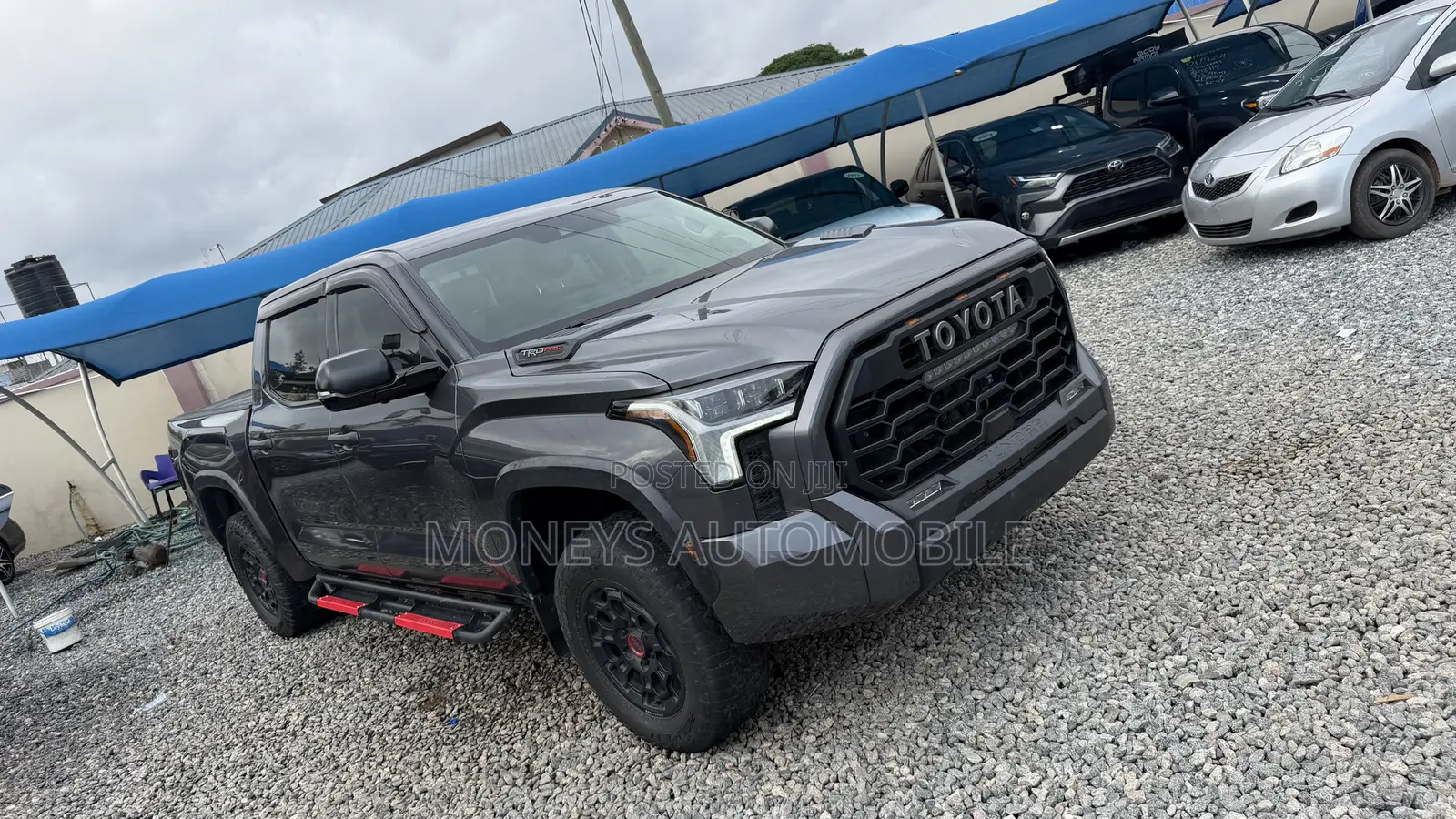 Toyota Tundra 2025 Gray