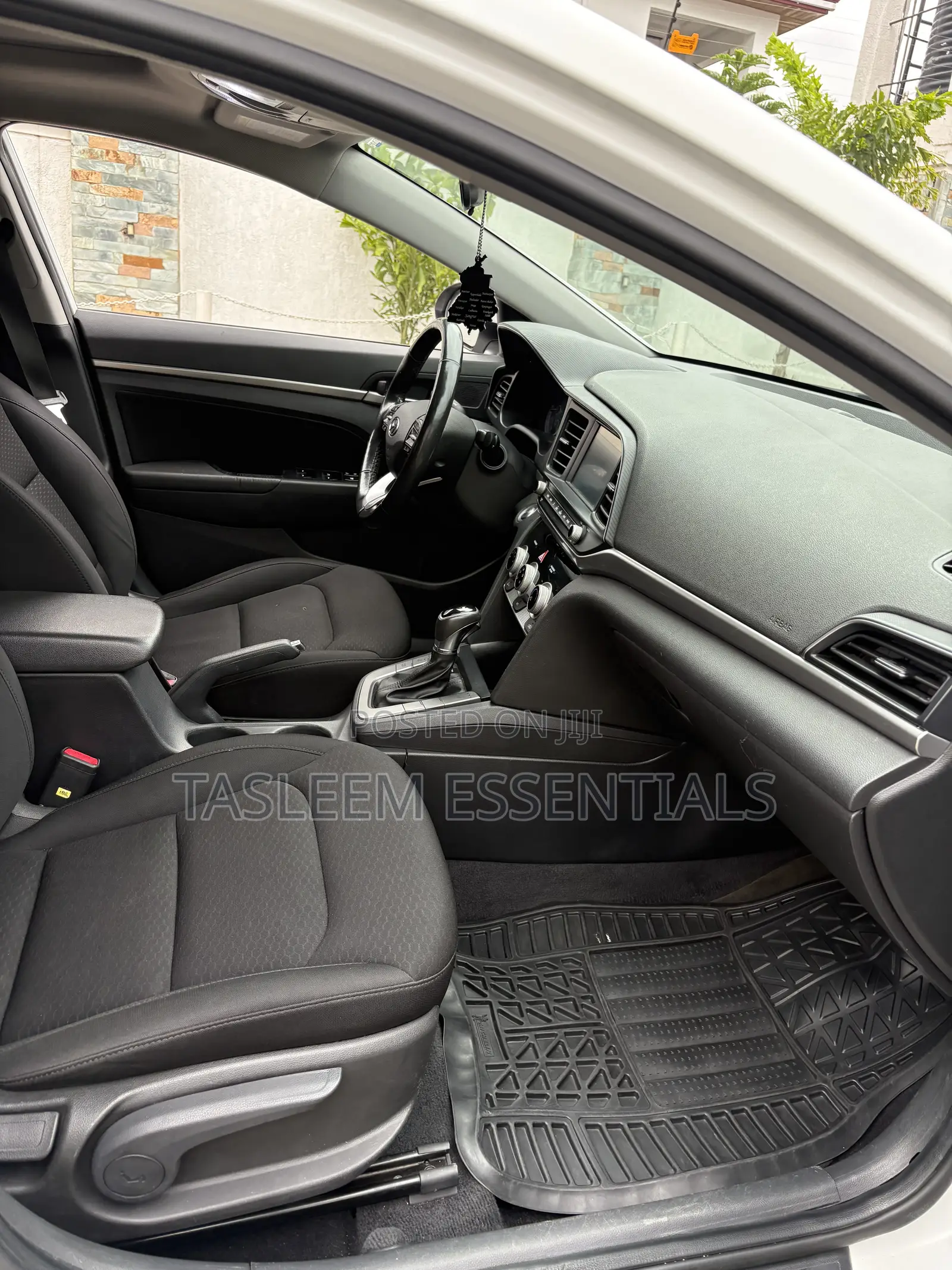 Hyundai Elantra Sport 2019 White