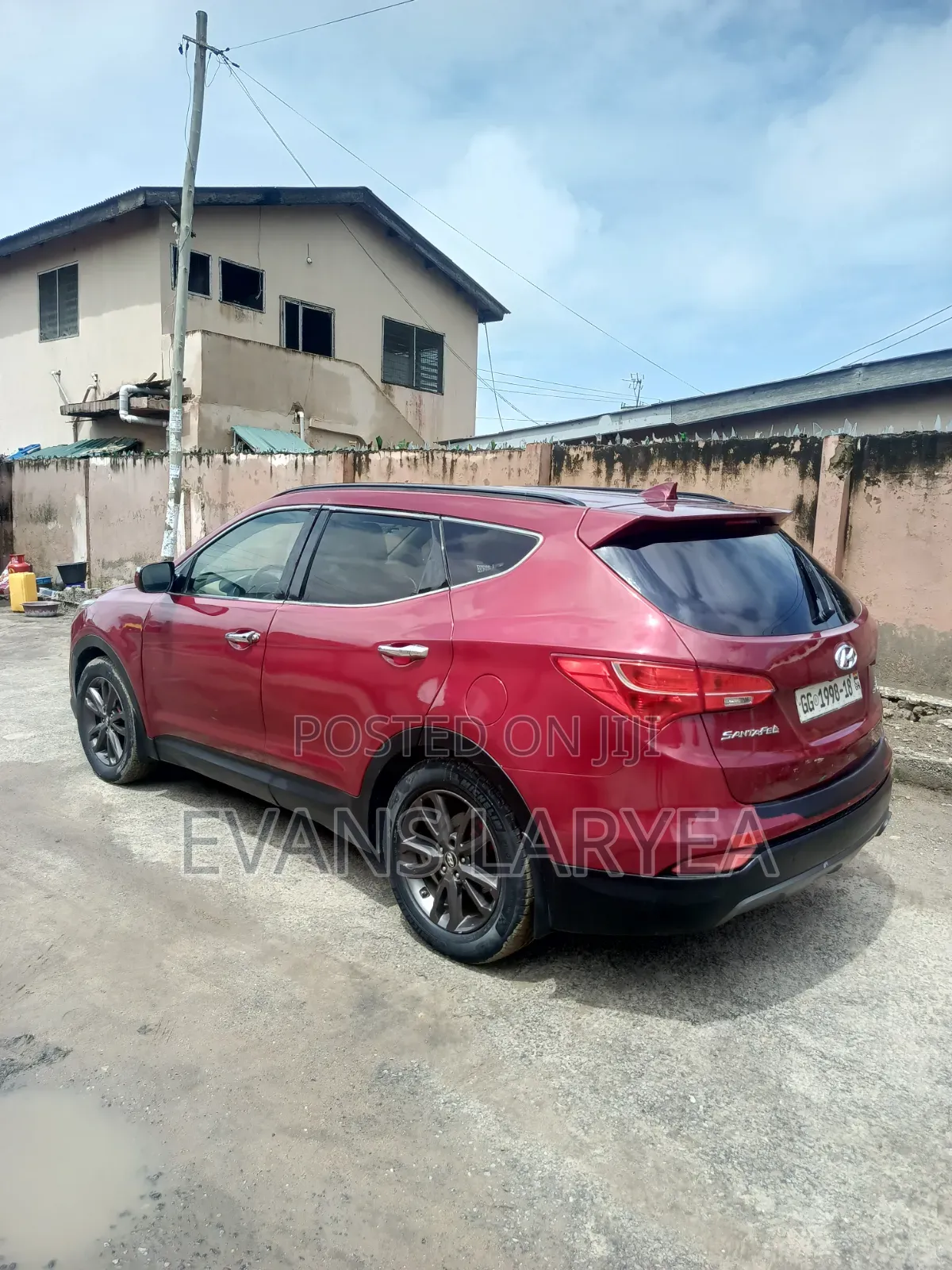Hyundai Santa Fe 2015 Red