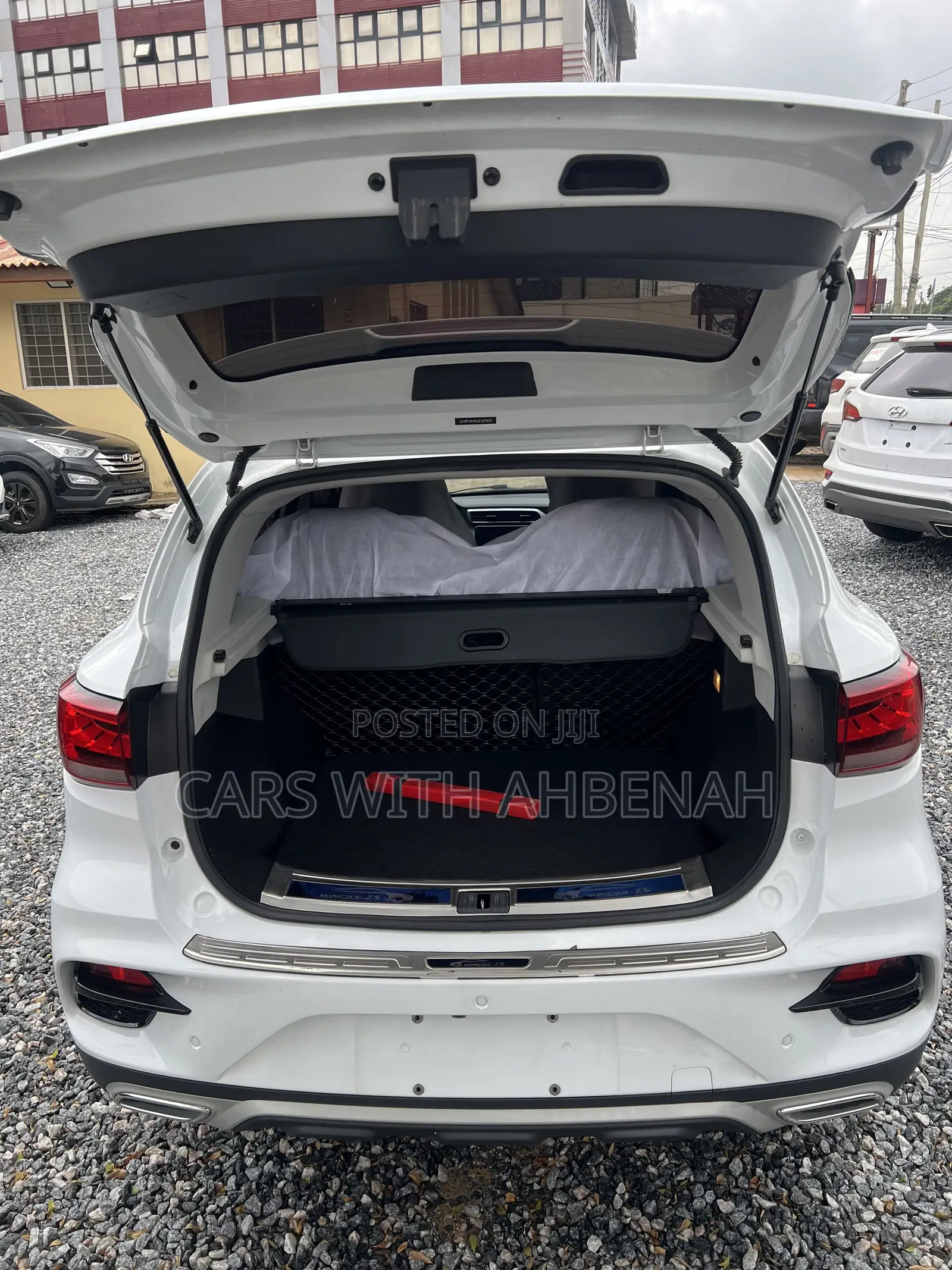 MG ZS 2017 White