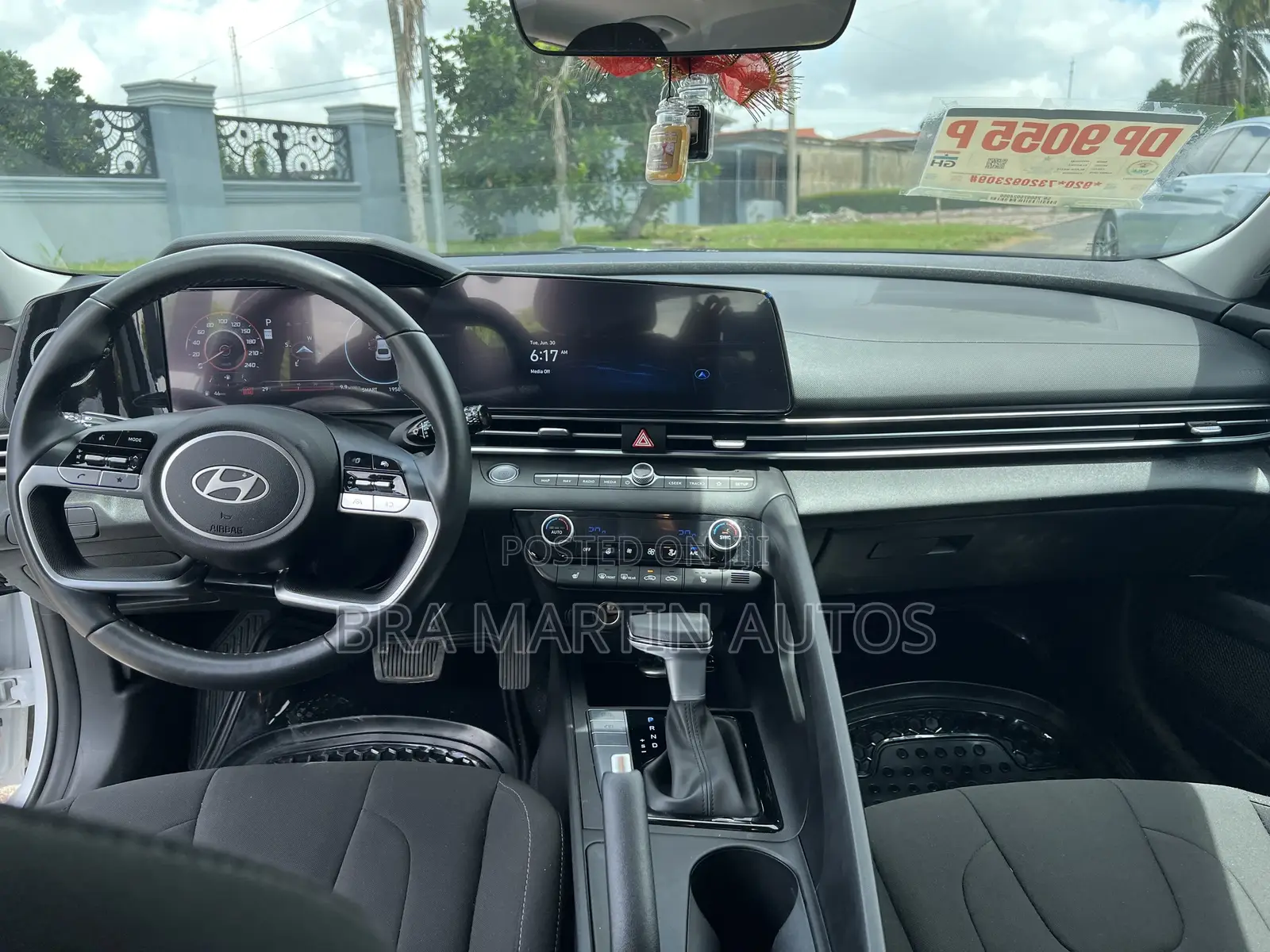 Hyundai Elantra Limited IVT 2025 Black