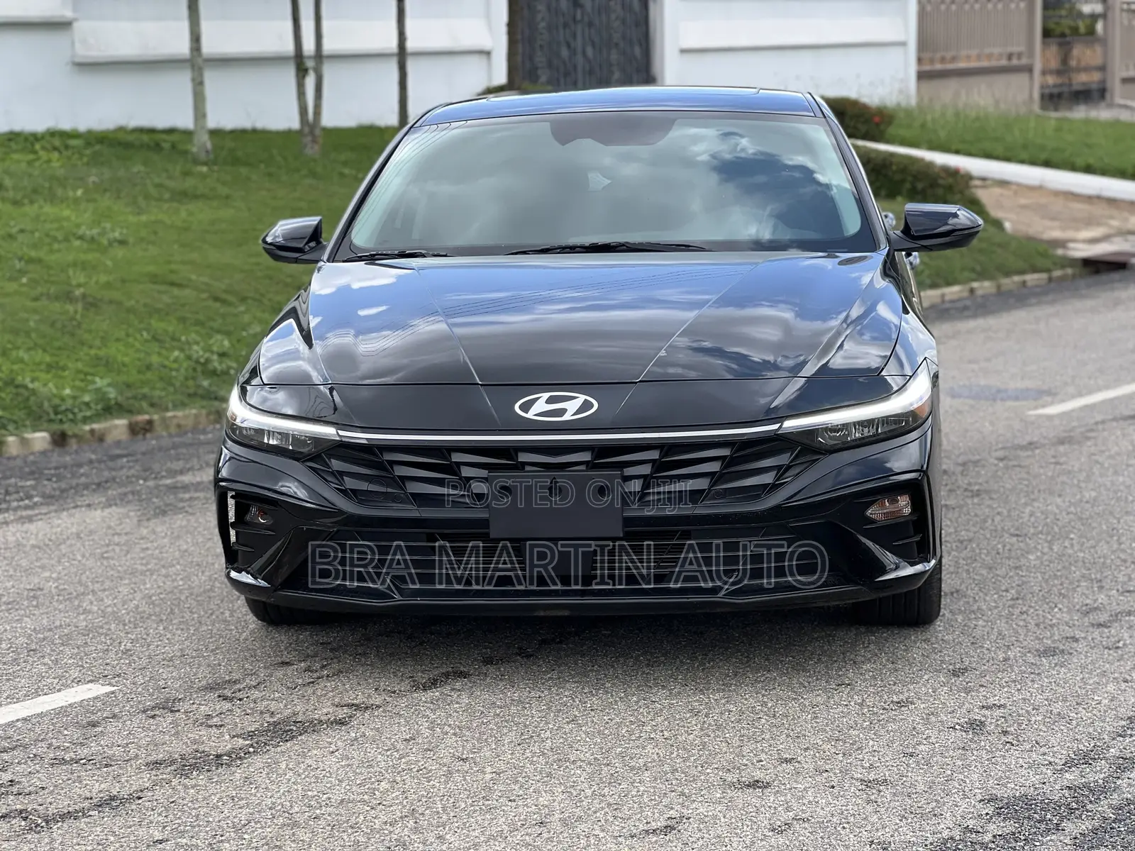 Hyundai Elantra Limited IVT 2025 Black