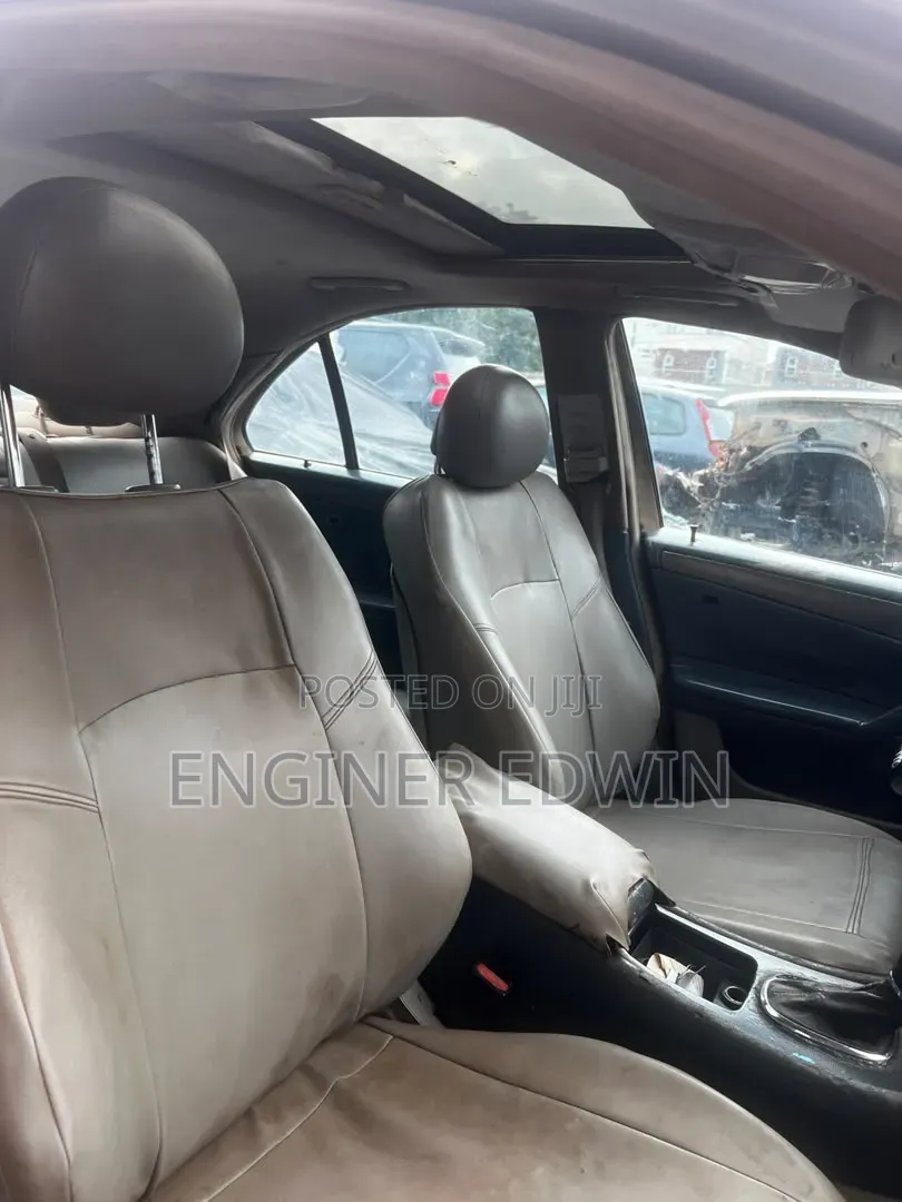 Mercedes-Benz C200 2003 Gray