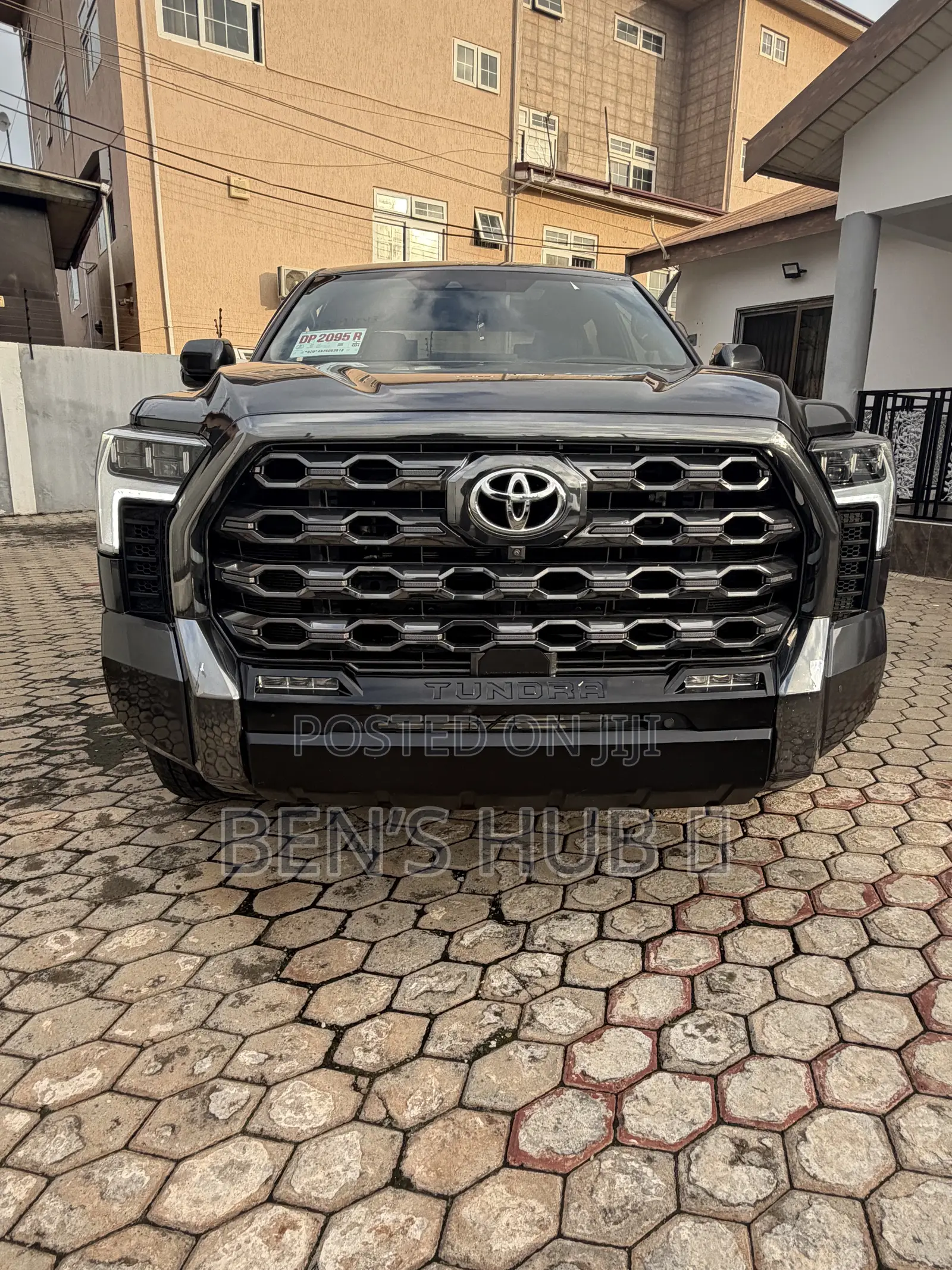 Toyota Tundra Platinum CrewMax 5.5' Bed 2023 Black