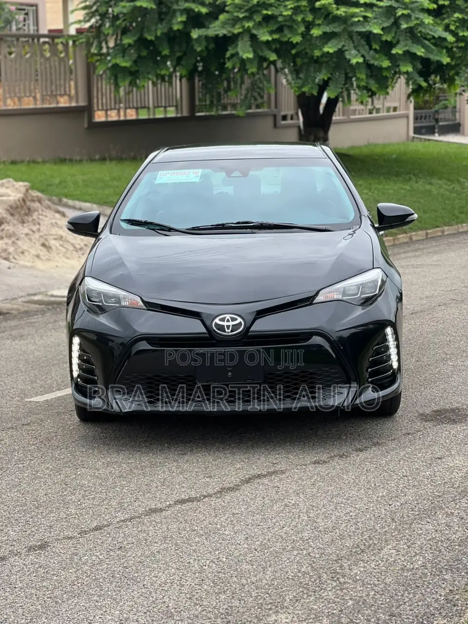 Toyota Corolla LE 4dr Sedan (1.8L 4cyl CVT) 2017 Black
