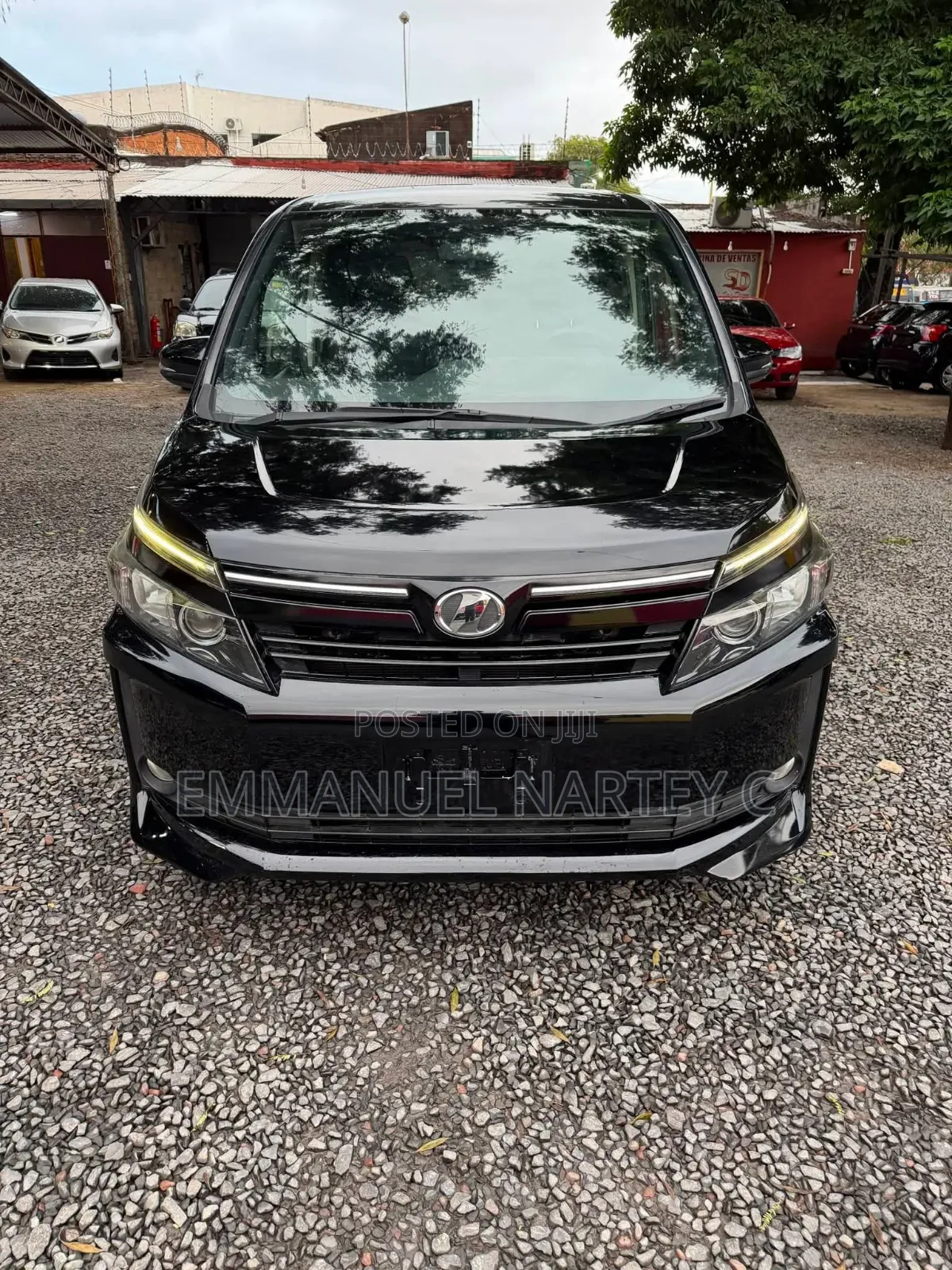 Toyota Voxy 2015 Black