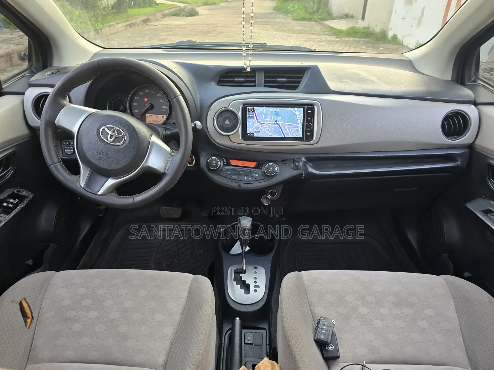 Toyota Vitz 2013 Black